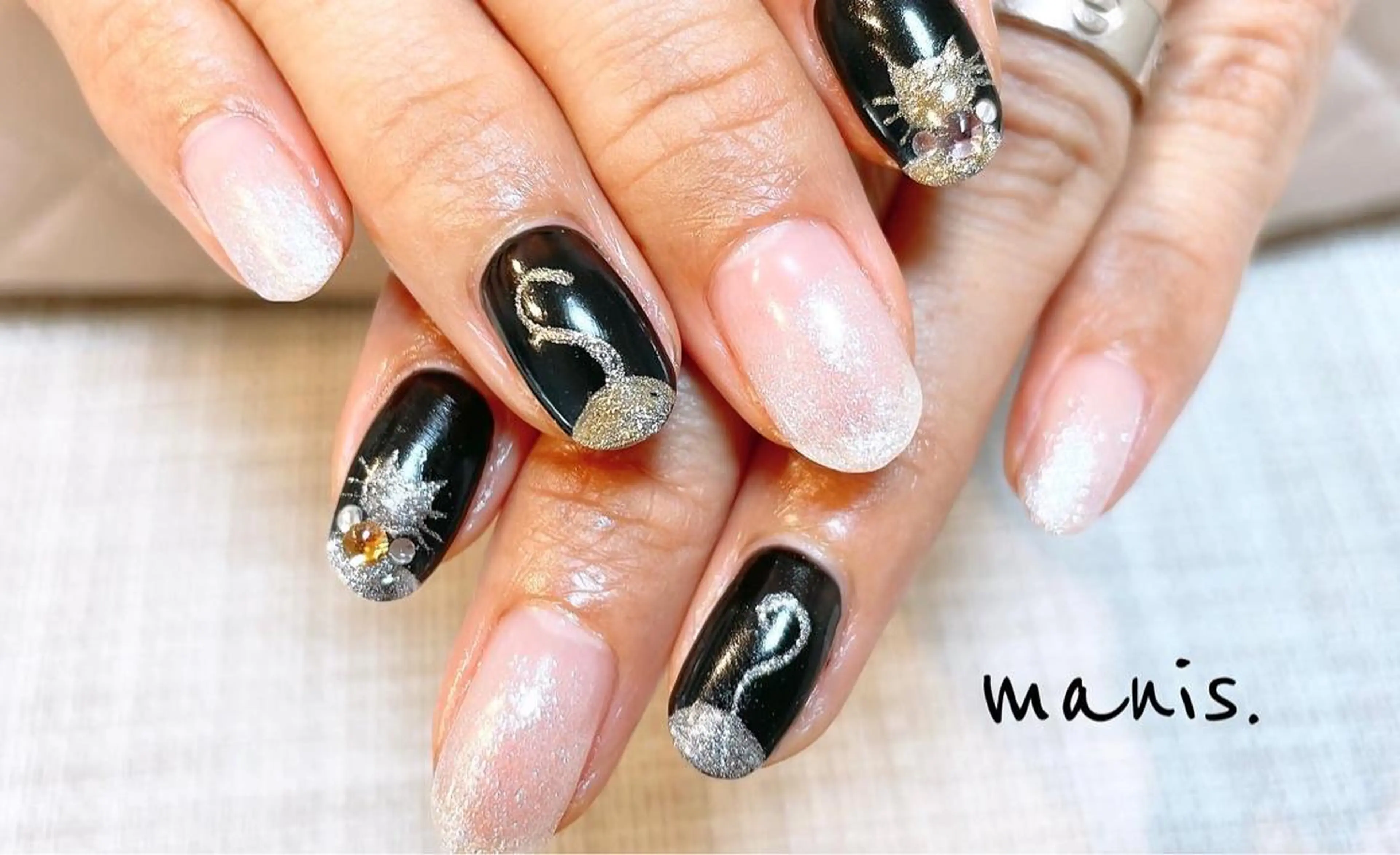 ネイル manis .のネイルデザイン