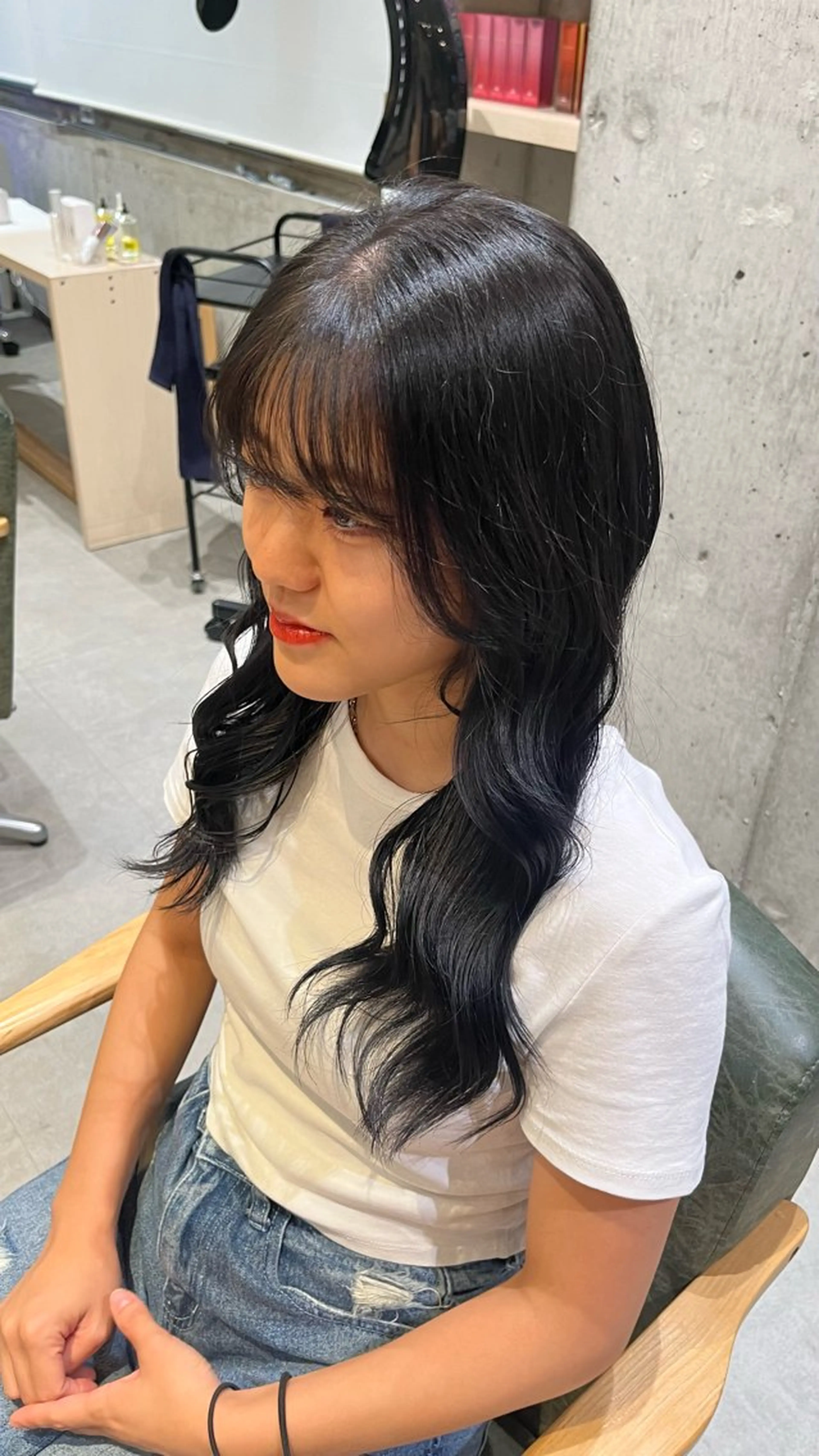 ロング カラー ヘアカラー 𝐚𝐨𝐢🩰/ 酸性ストレートのヘアスタイル