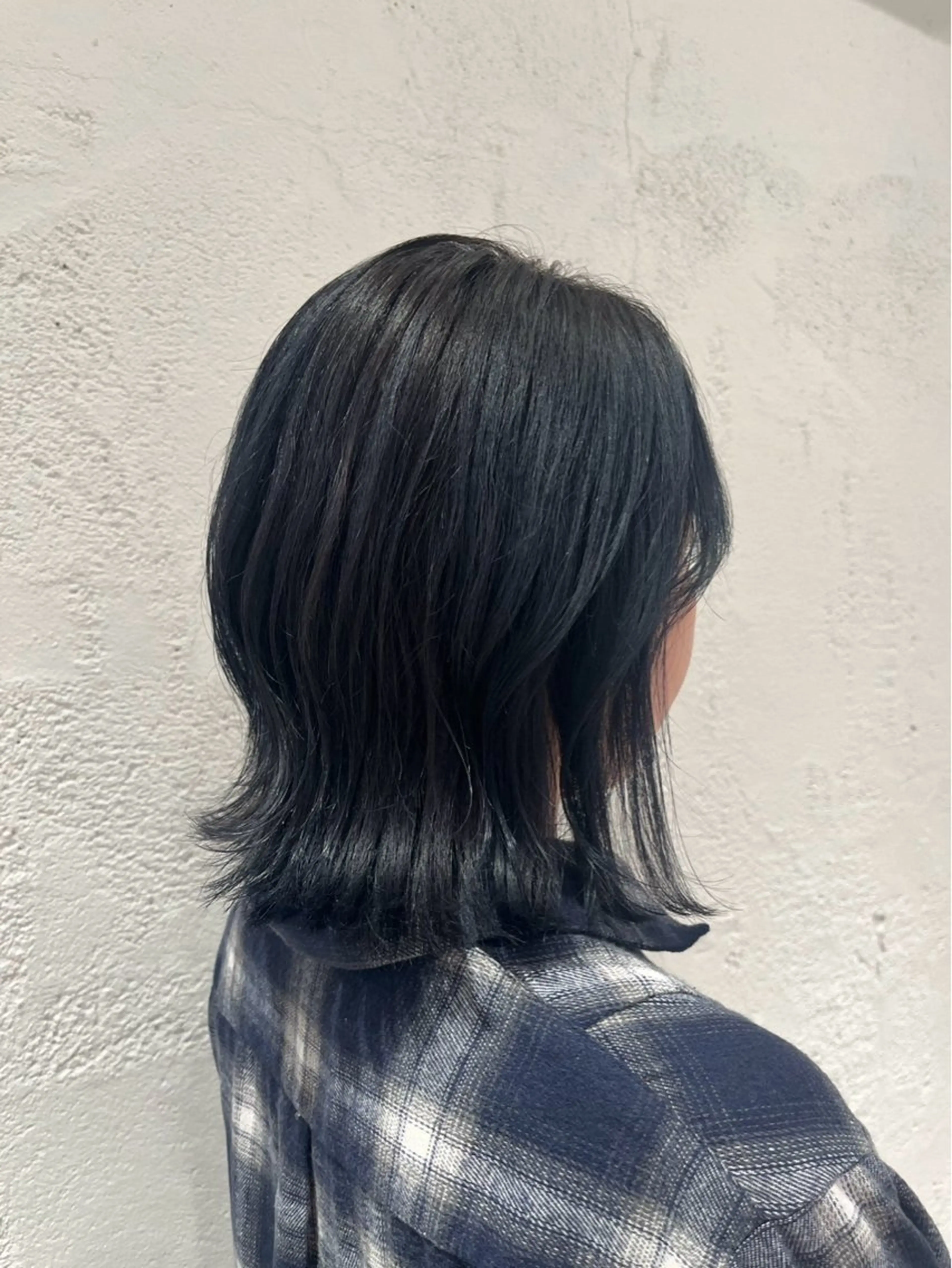 ミディアム カラー ヘアカラー 艶カラー/ ストレート/くるみのヘアスタイル