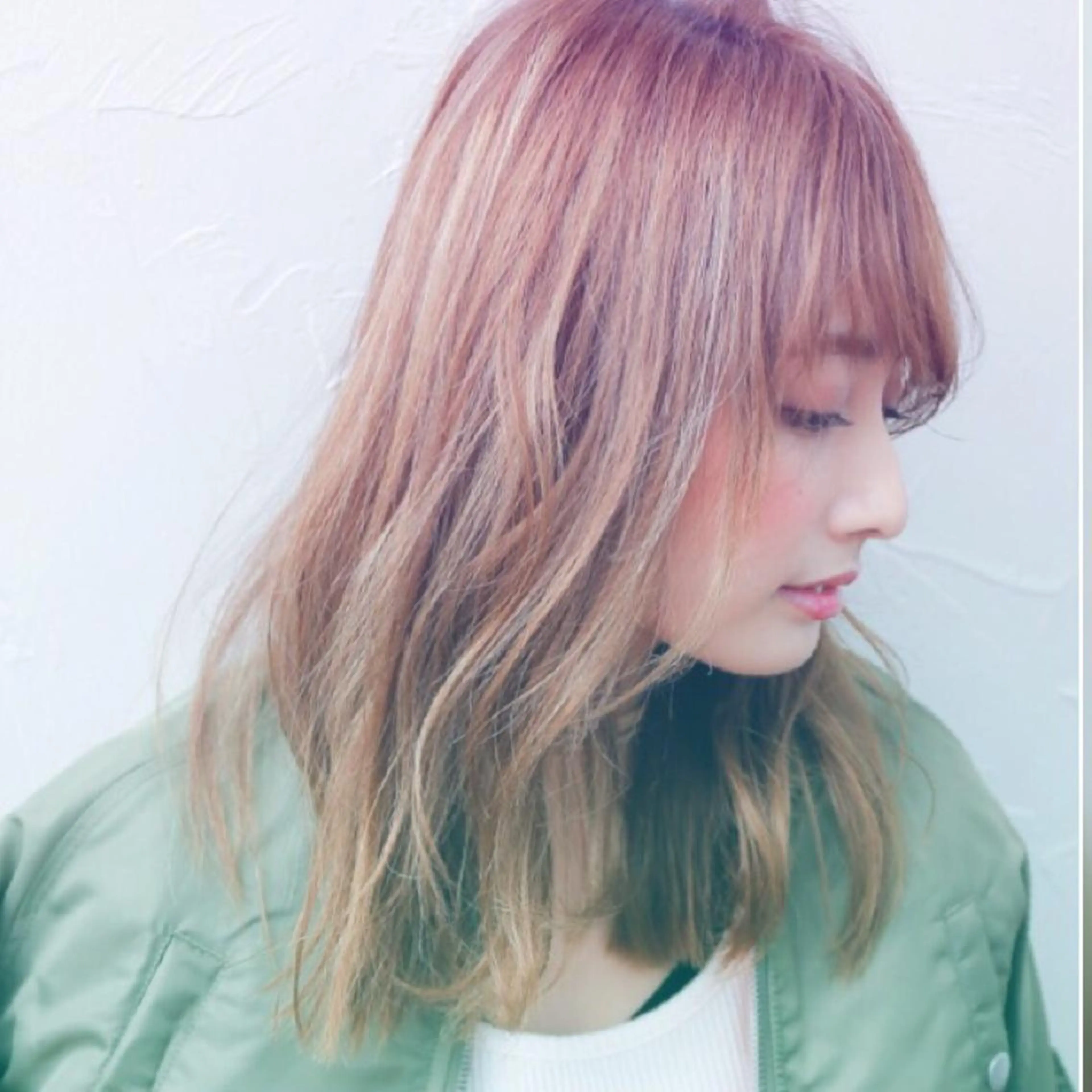 セミロング カラー パーマ ヘアアレンジ メンズ キッズ ネイル マツエク・マツパ premier modelsのヘアスタイル