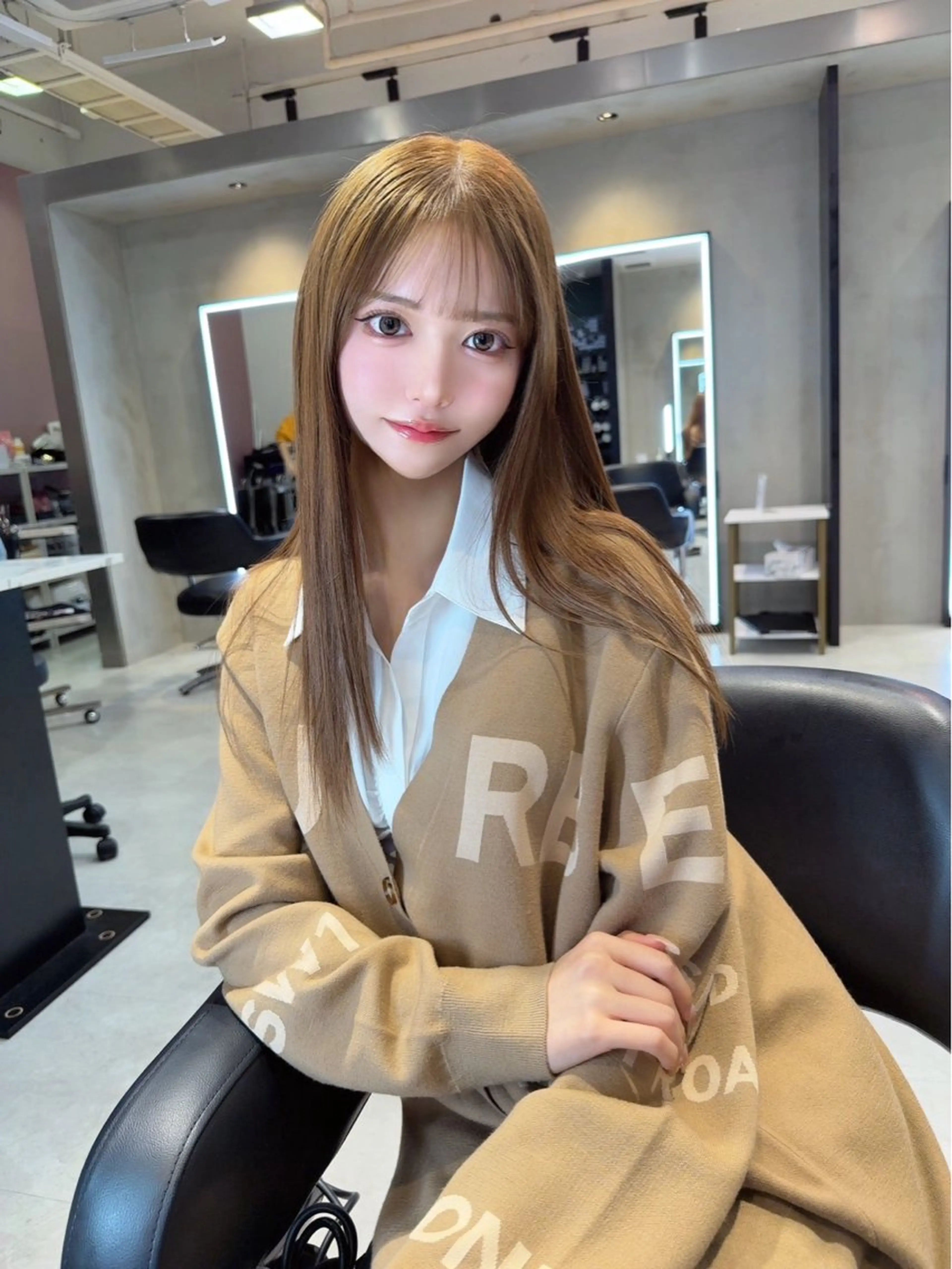 ロング カット ヘアカラー トリートメント 韓国ヘア🇰🇷 YURIYAのヘアスタイル