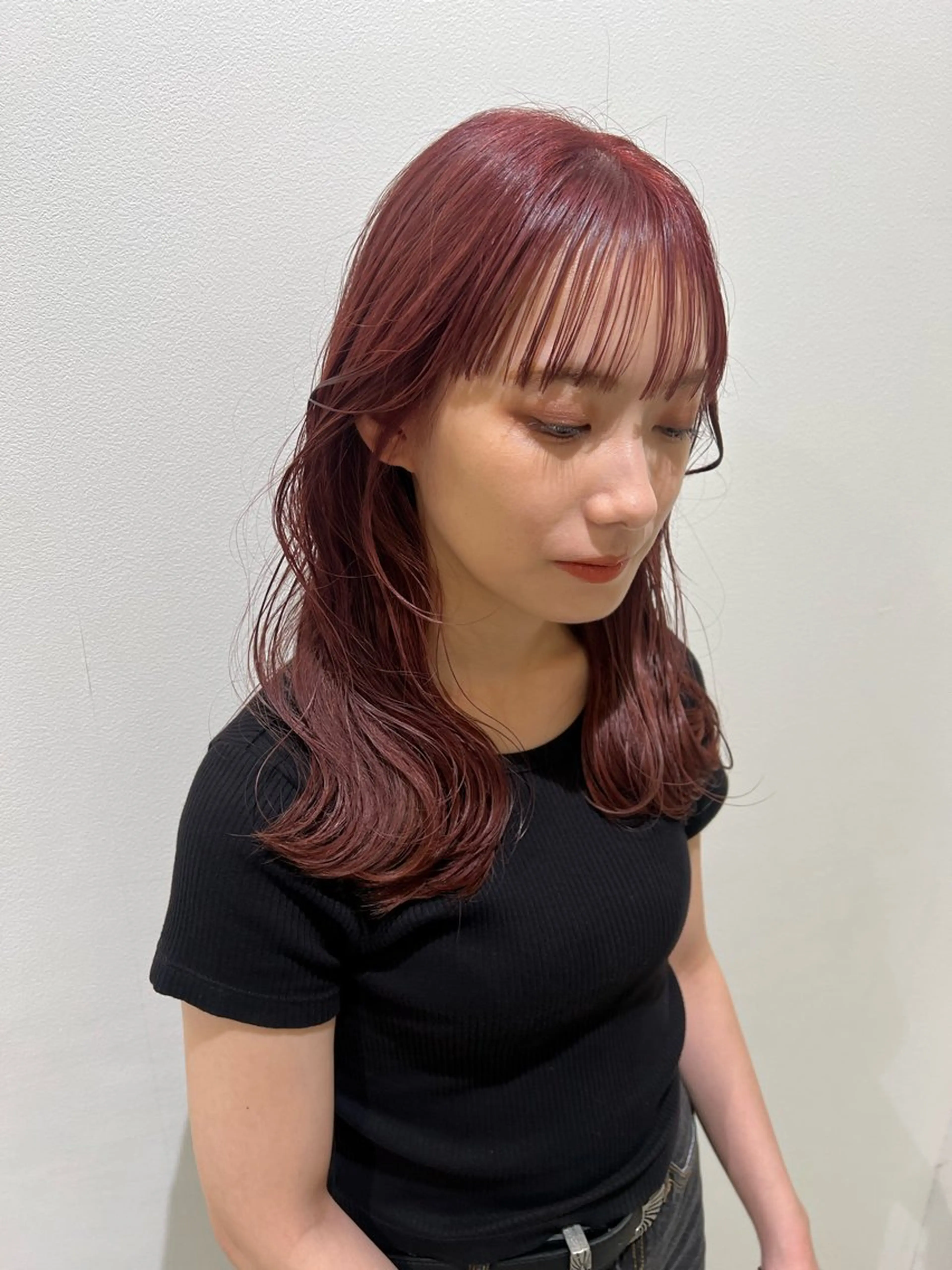 カラー ブリーチ 淺井 捺央のヘアスタイル