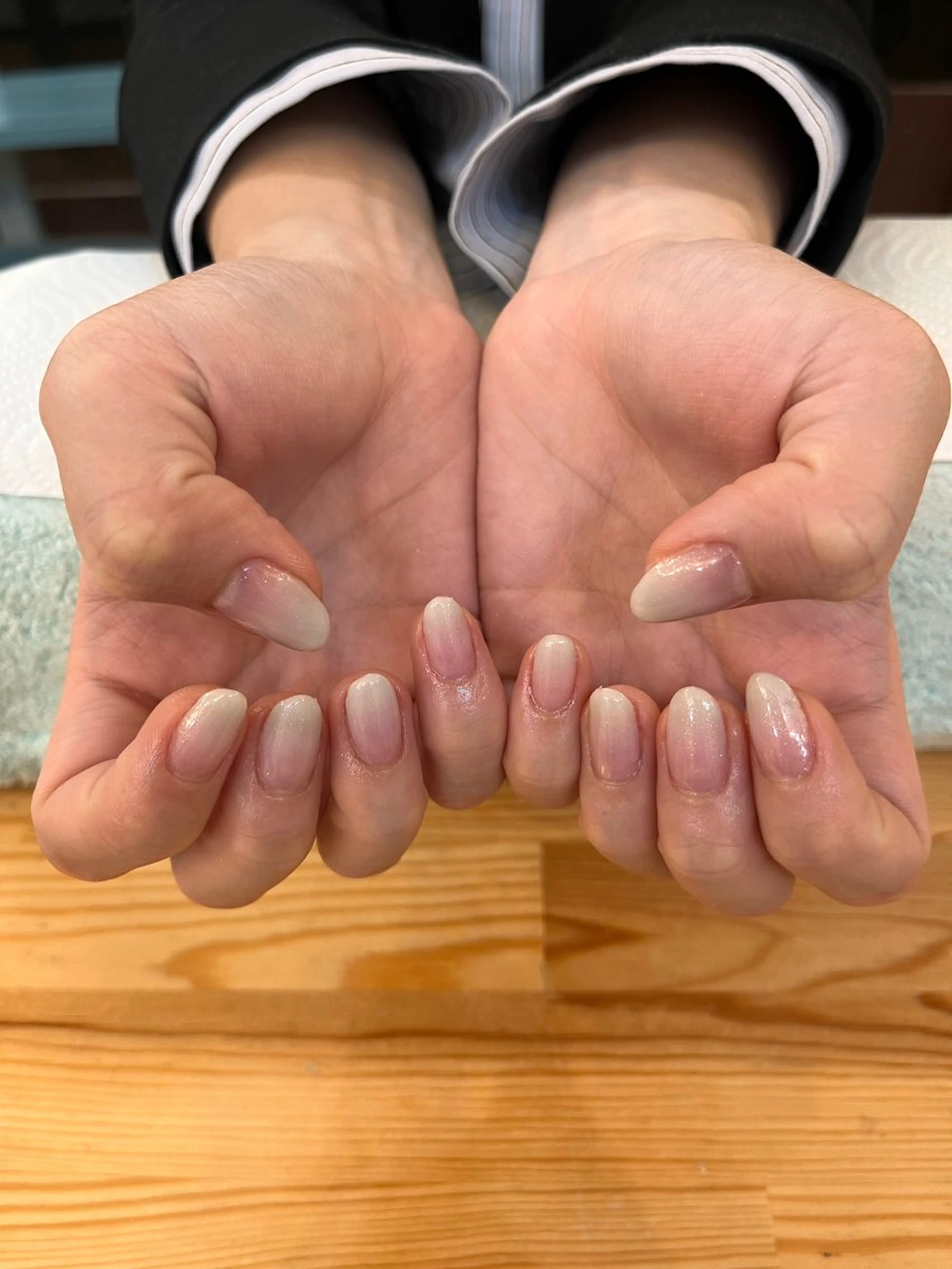 ネイル グラデーション nailAlaia 妙典店 アイリのネイルデザイン