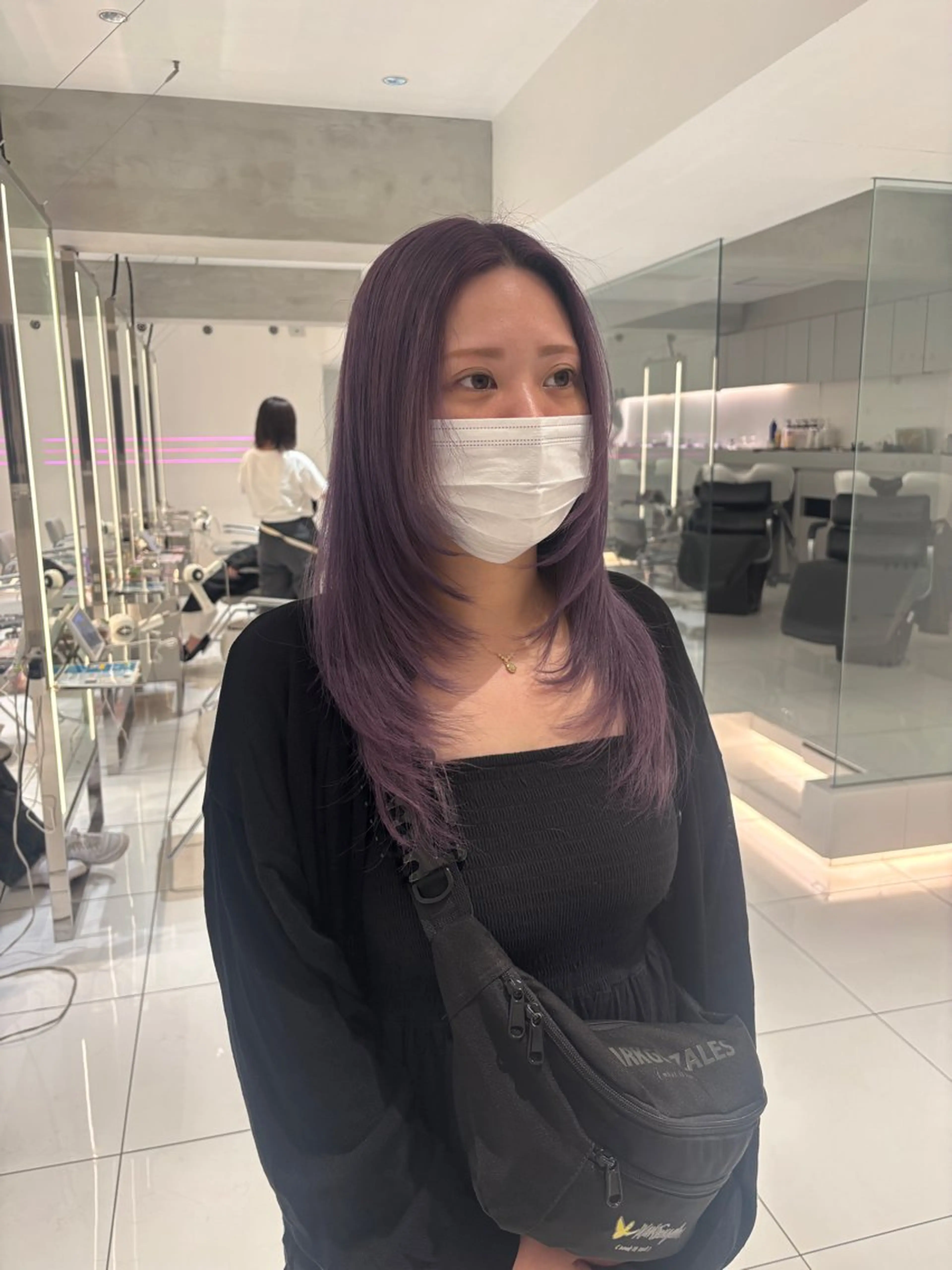 セミロング カット ヘアカラー ️🩵RINKA/ ハイトーンカラー🩵のヘアスタイル