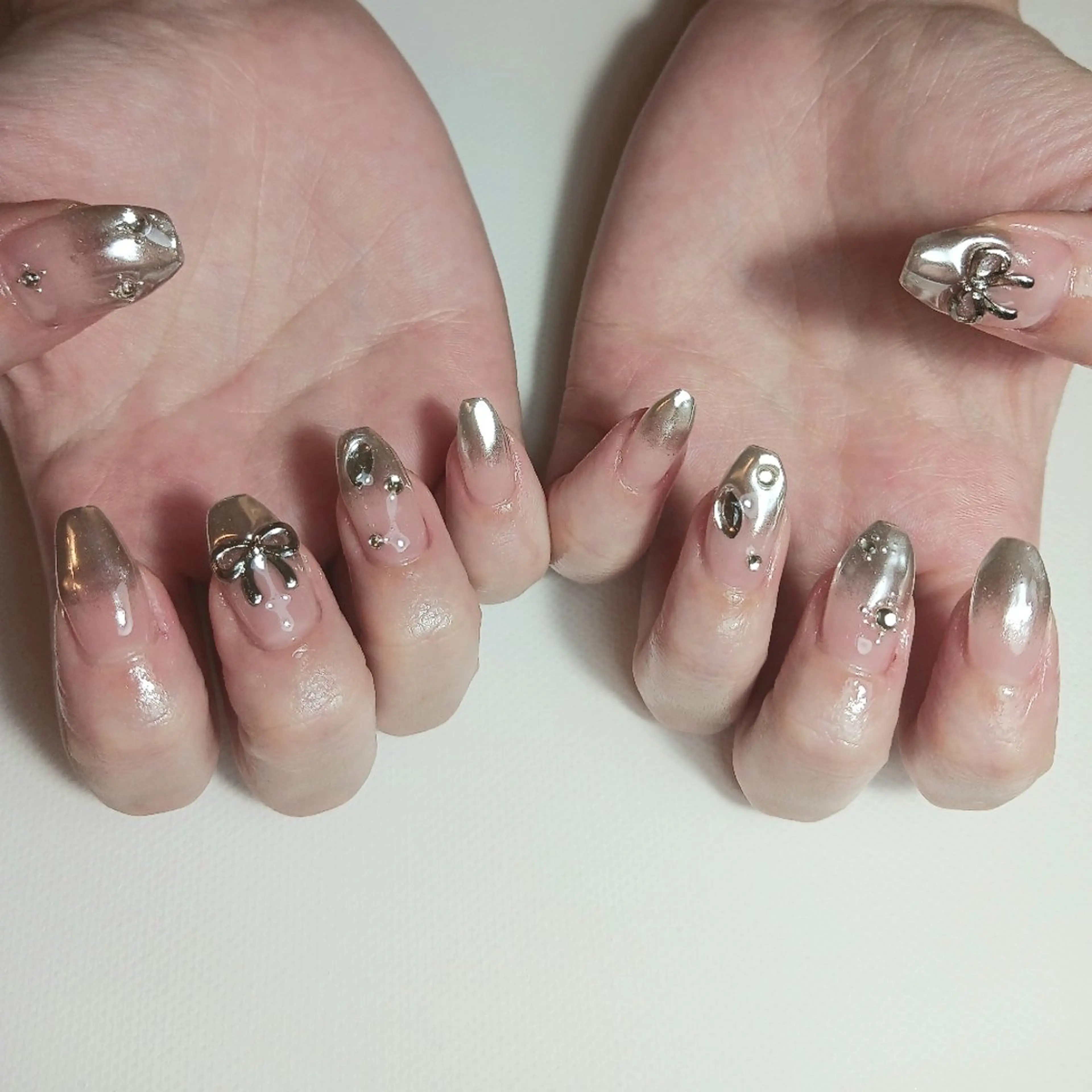 ネイル ジェルネイル グラデーション キラキラネイル ミラーネイル 持ち込み ハンドネイル owlnail /持込みデザイン専門のネイルデザイン