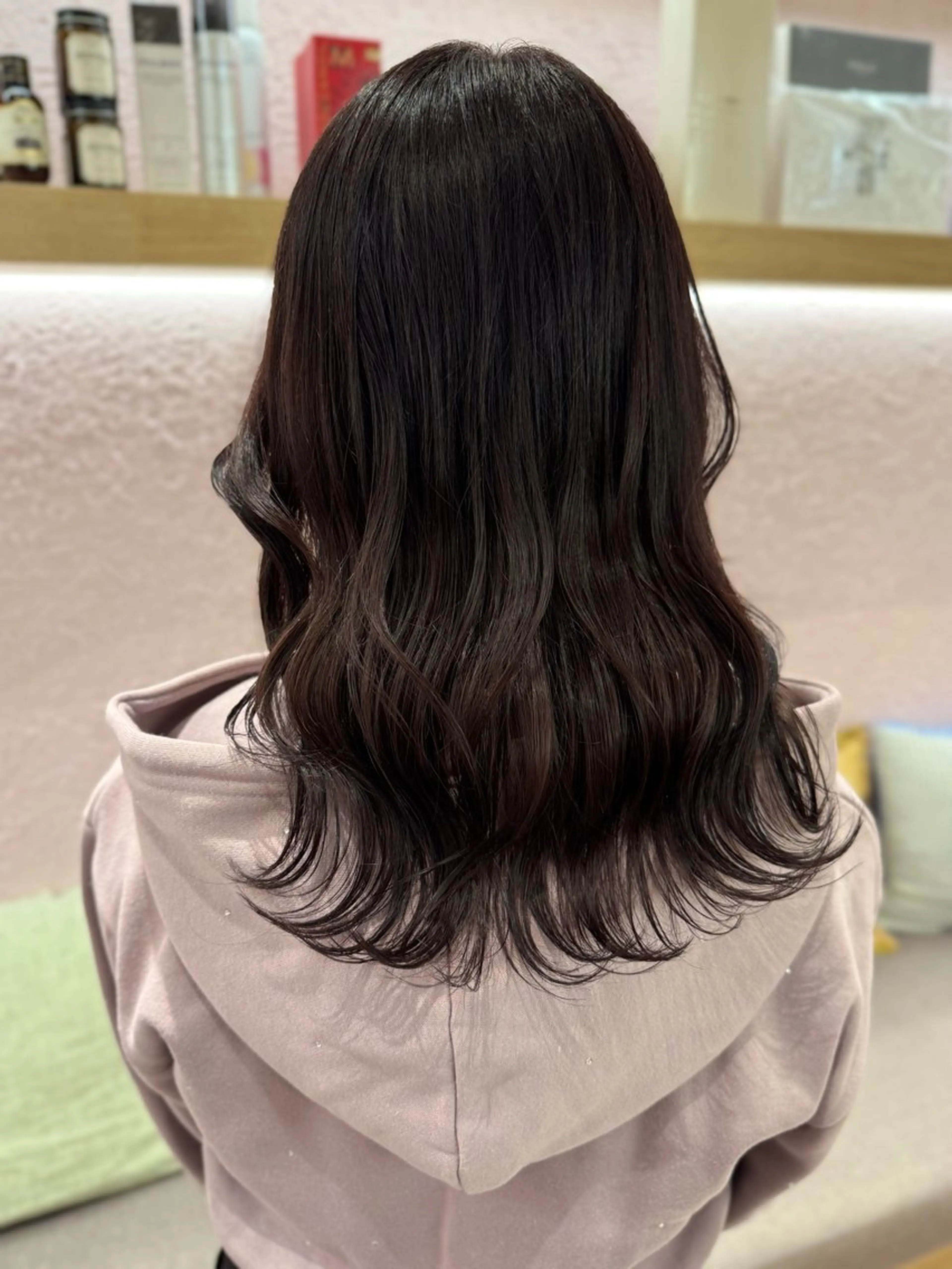 セミロング カラー merc.🦋菱谷 はなのヘアスタイル