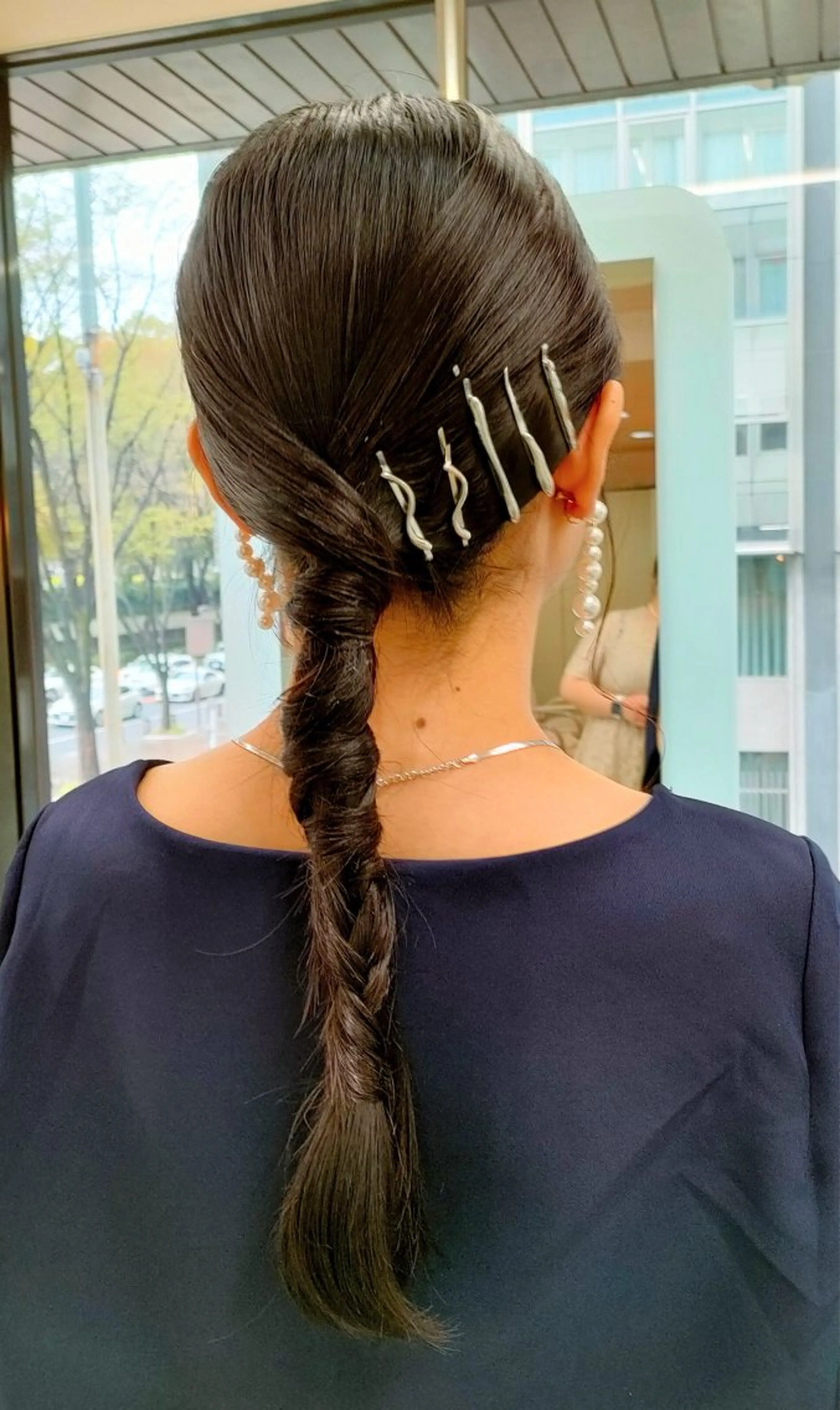 セミロング ヘアアレンジ au美容室所属・au栄矢場町 水素髪質改善Tのヘアスタイル