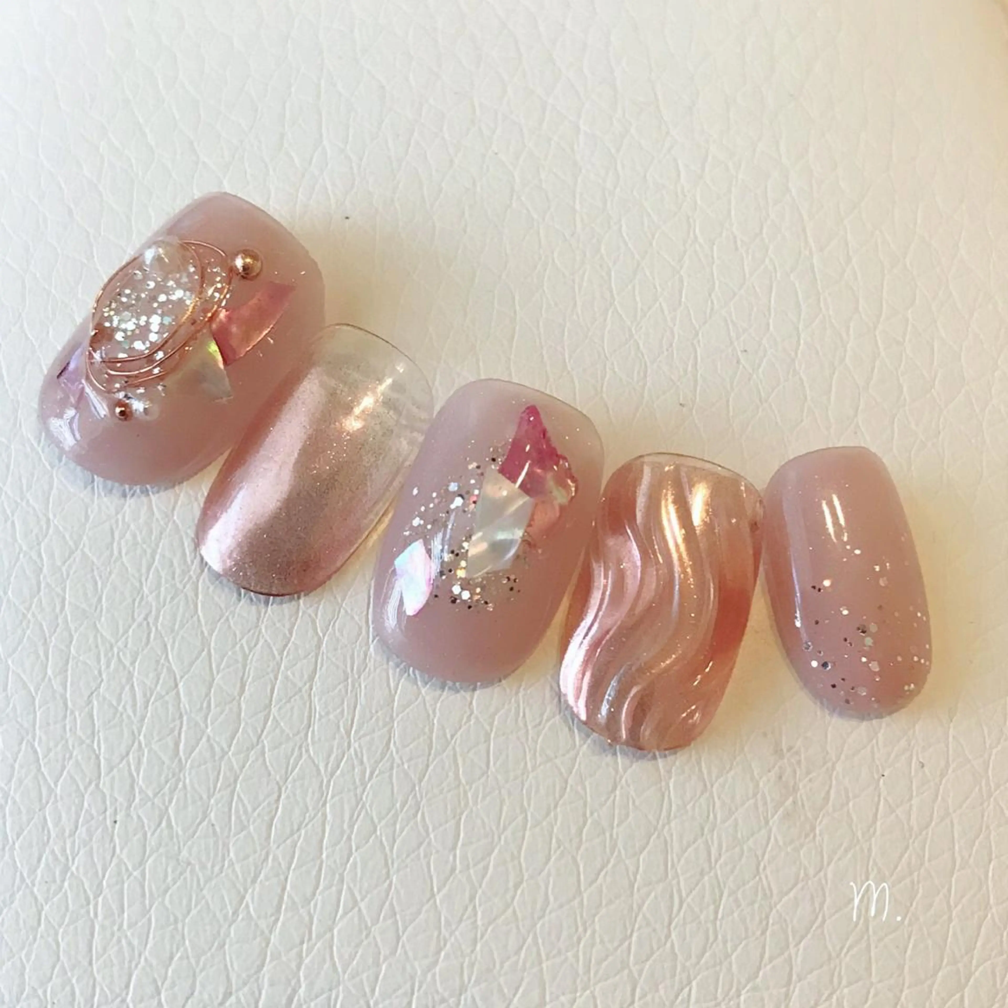 ネイル ミラーネイル ピンク ハンドネイル Nakazawa Mayuのネイルデザイン