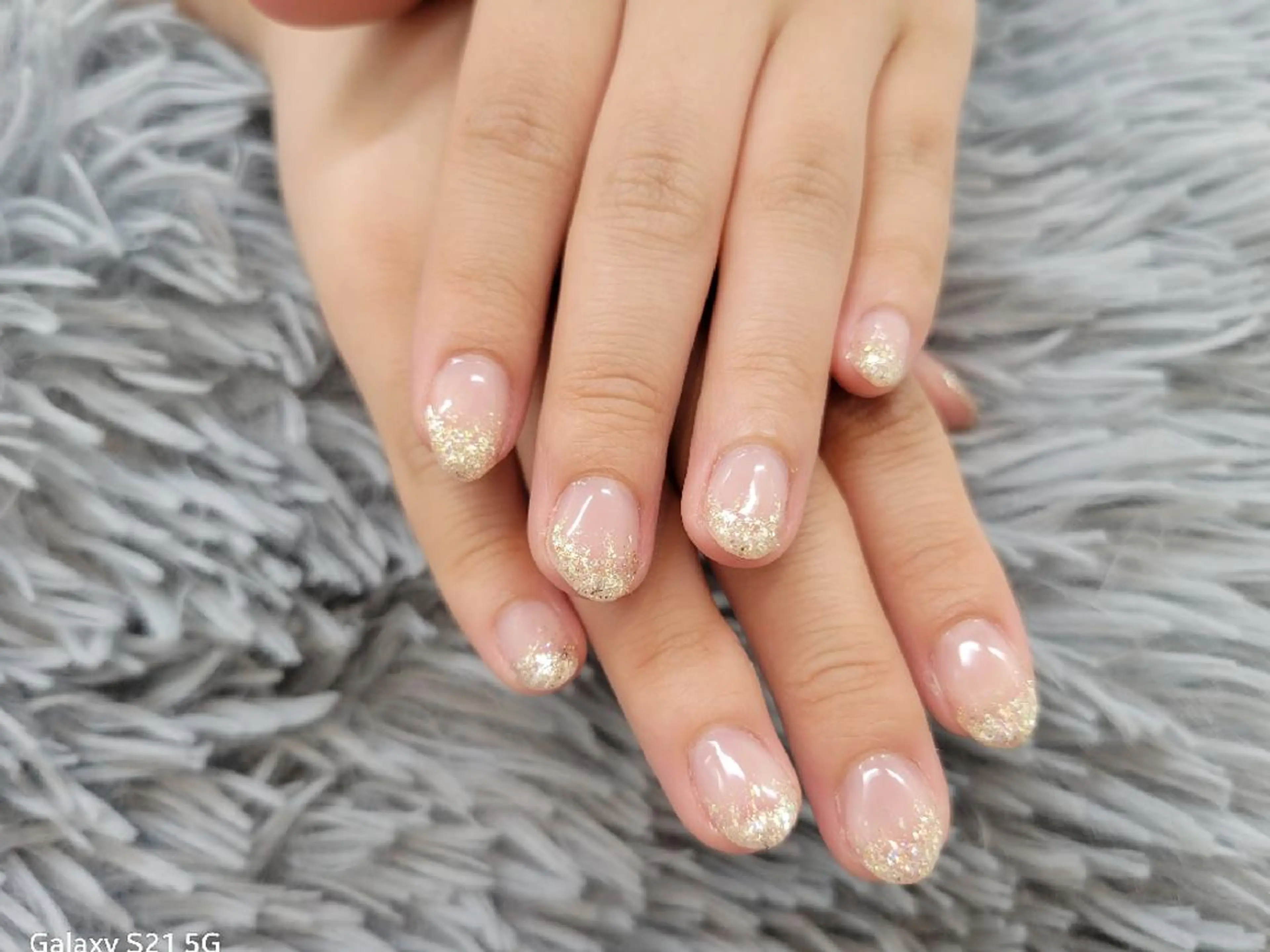 ネイル ラメ(グリッター) ラメグラデーション ノームロア所属・Gnomes loaのネイルデザイン