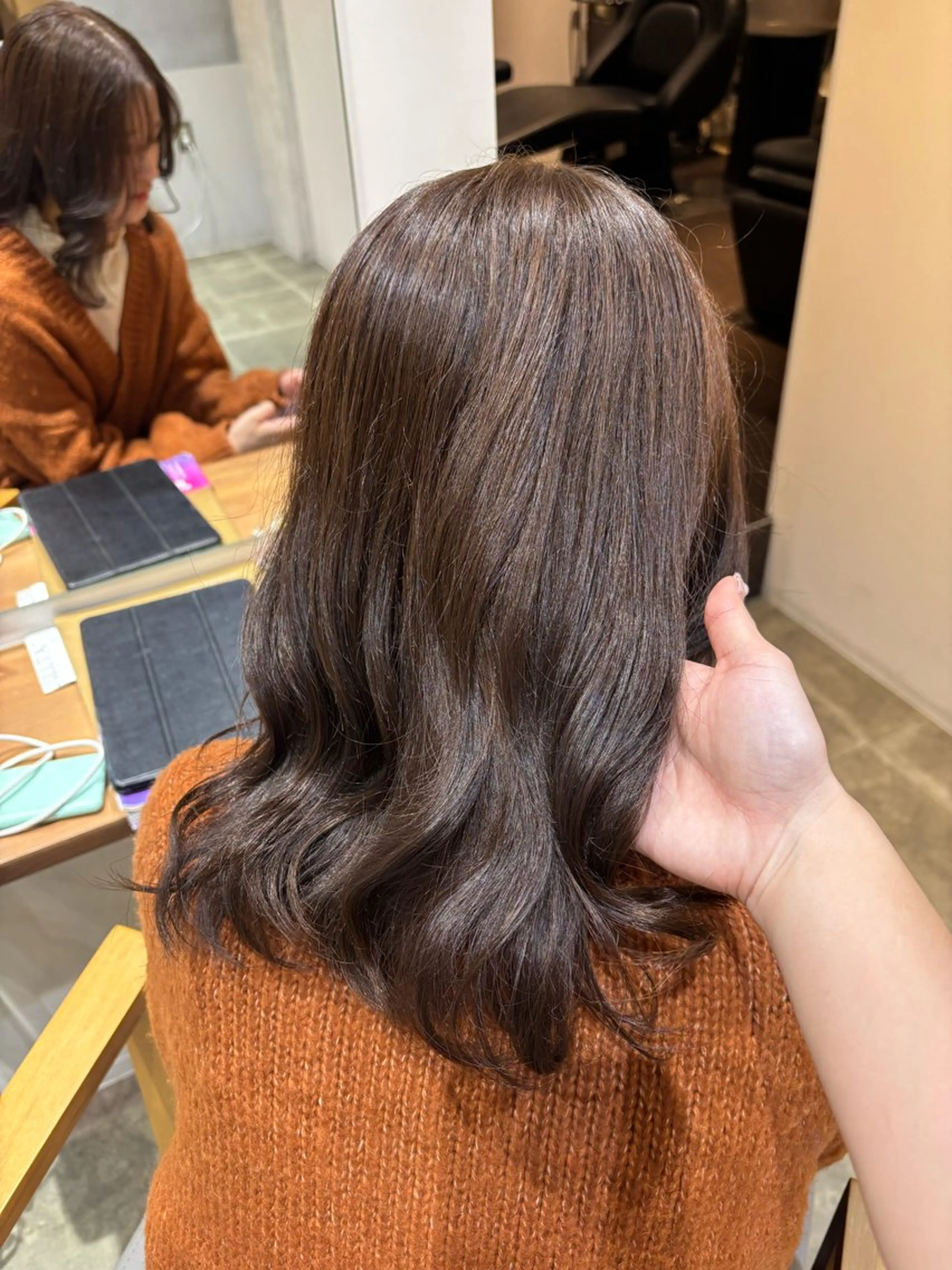 カラー ブラウンカラー ヘアカラー トリートメント 柴藤 れもんのヘアスタイル