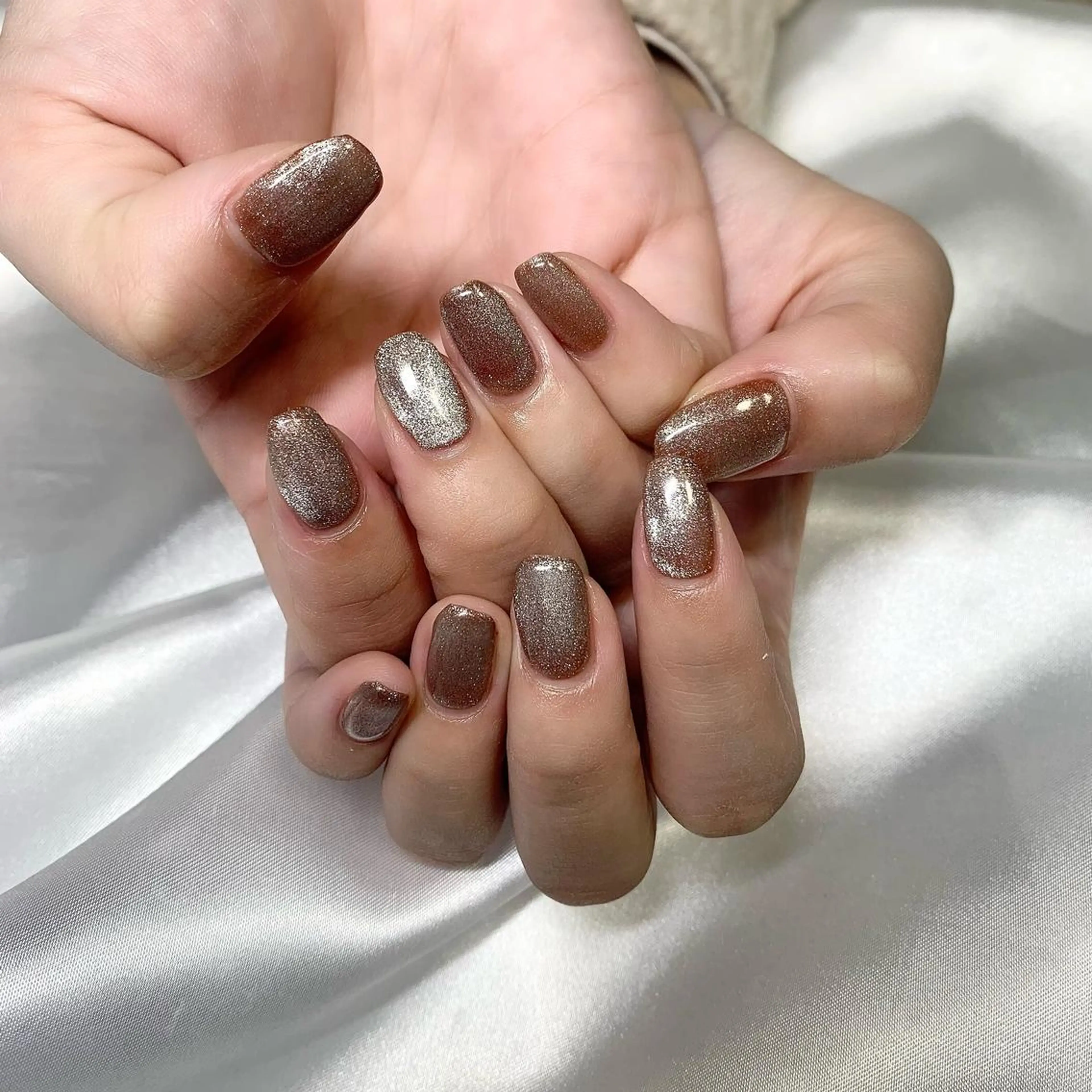 ネイル マグネットネイル ハンドネイル Lucid Fleur Amiのネイルデザイン