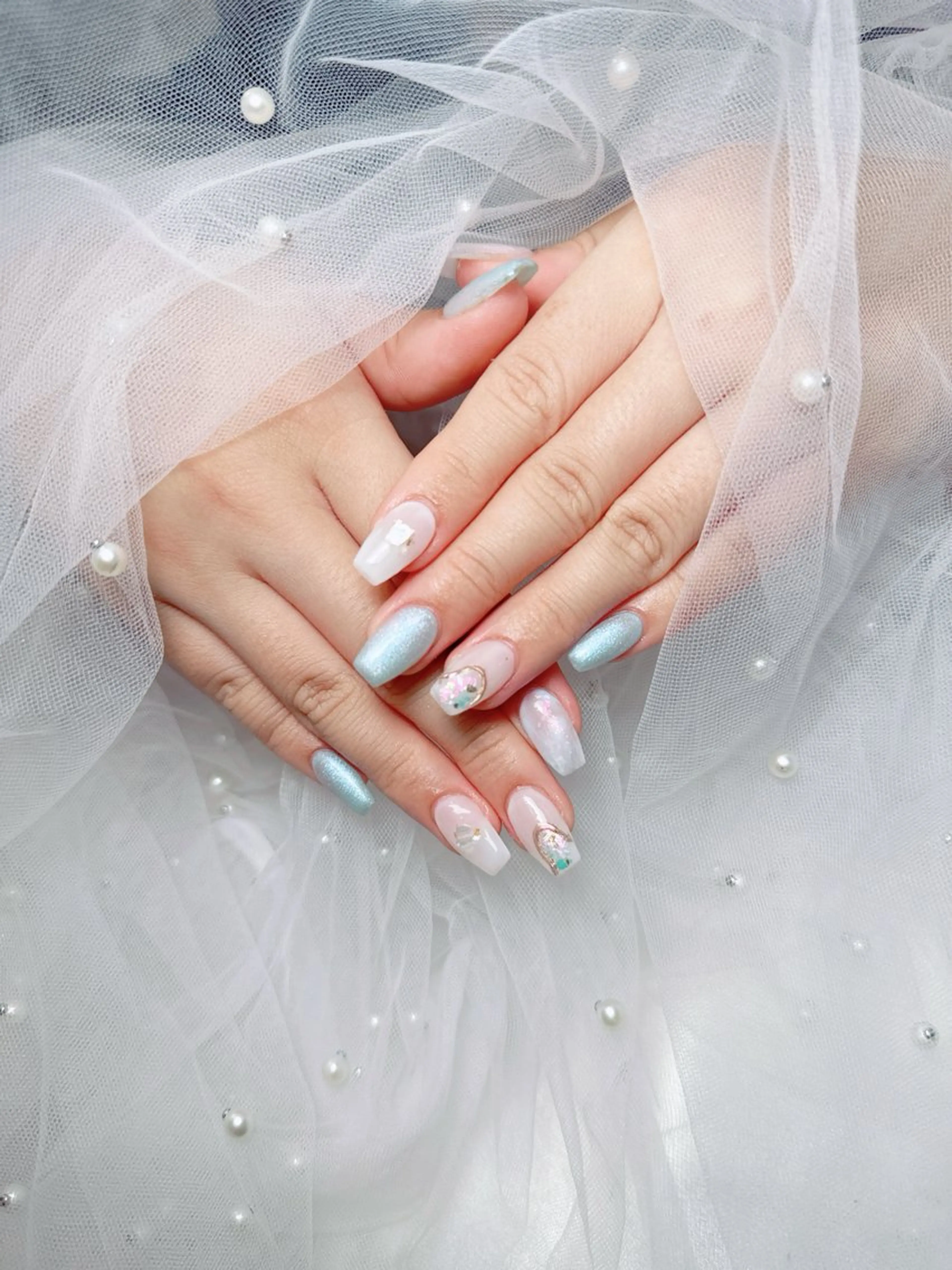 ネイル フレンチネイル ハート 韓国ネイル マグネットネイル マグネットフレンチ ハンドネイル ネイルサロン lotusのネイルデザイン