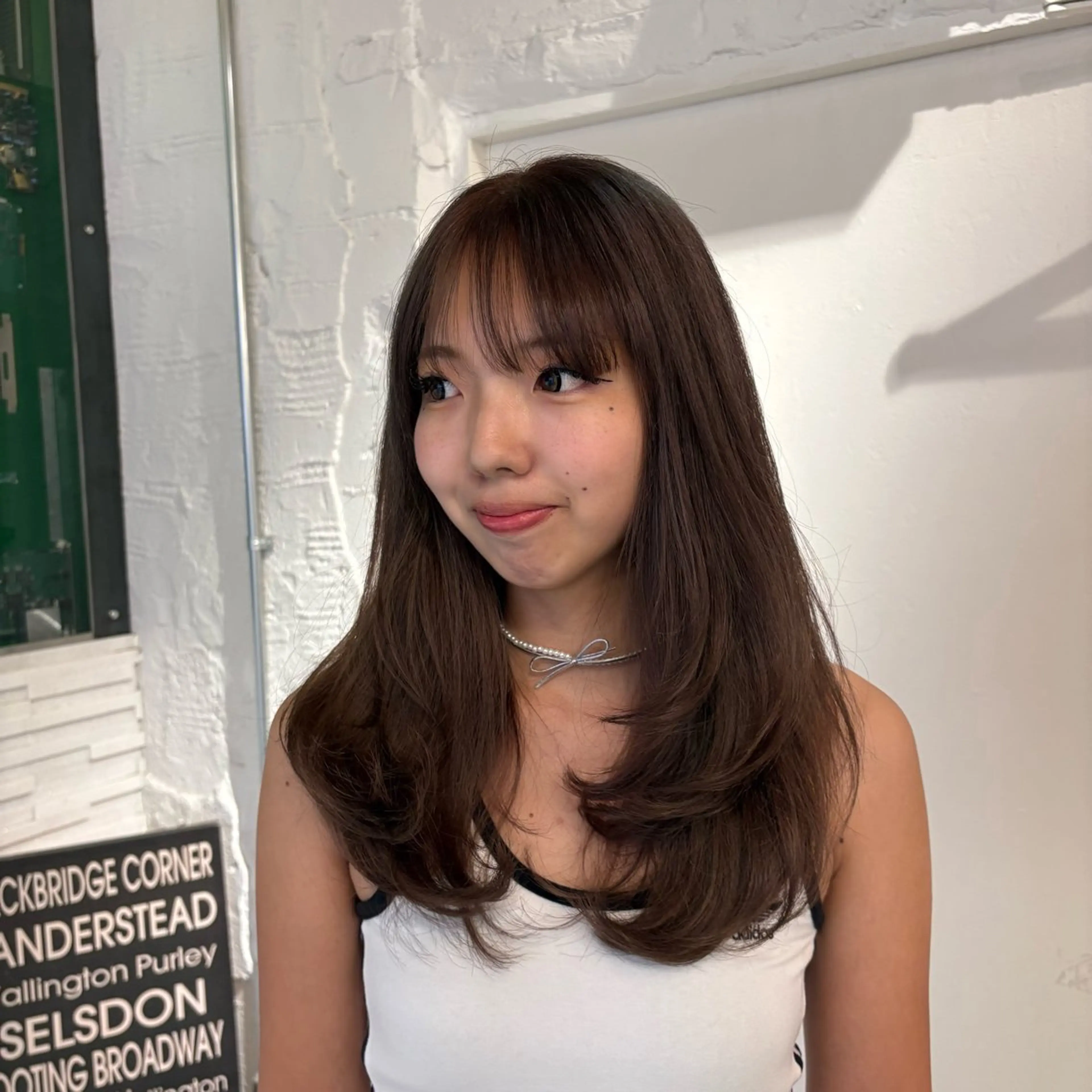 ロング カラー ブリーチ ブラウンカラー 透明感カラー レイヤーカット ヘアカラー トリートメント nameless miichiのヘアスタイル