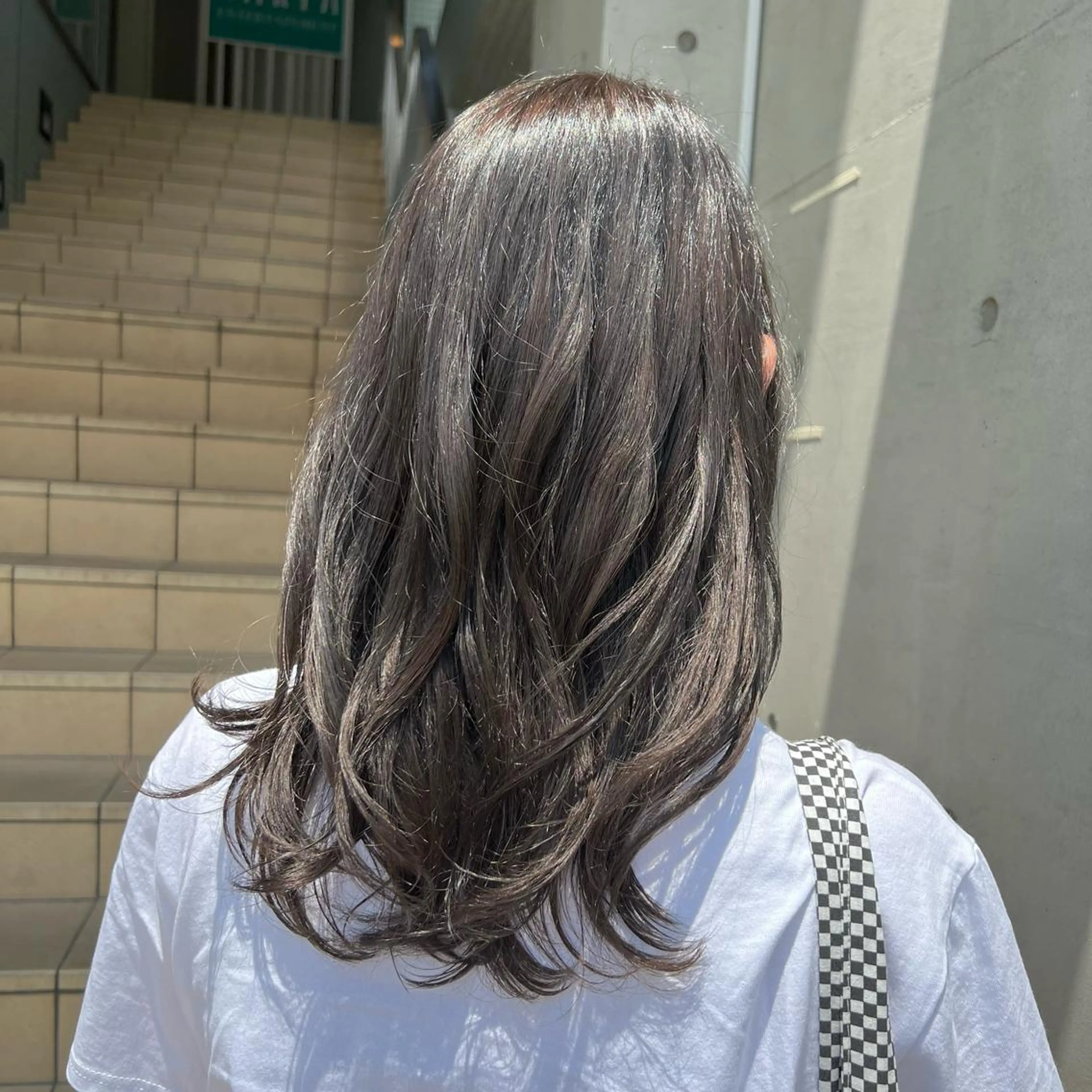 カラー グレージュ オリーブグレージュ オリーブグレー ヘアカラー トリートメント stylist 🐶内藤 成香のヘアスタイル