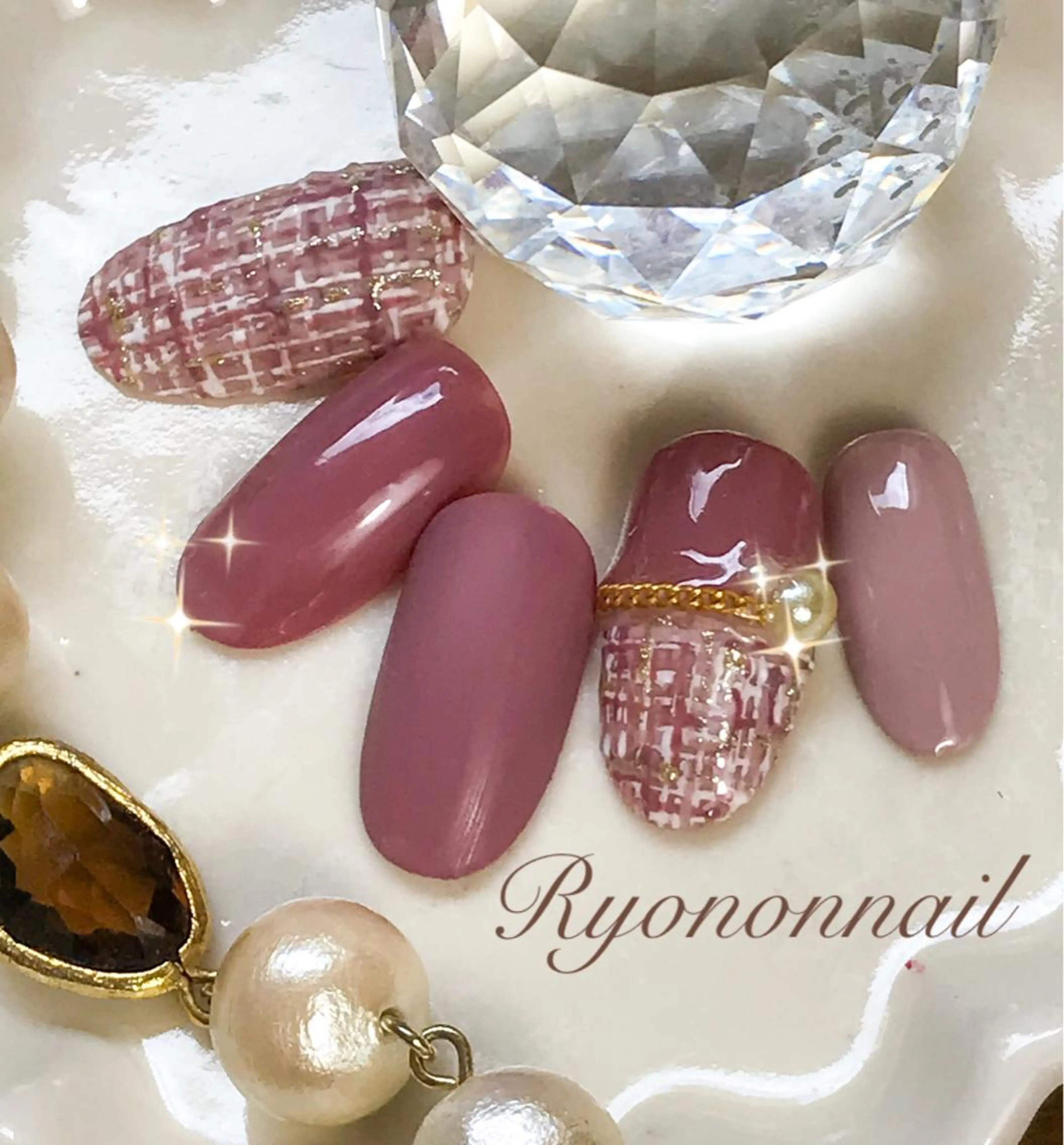 ネイル Ryononnail(リョノンネイル)所属・Ryononnail 上谷典子のネイルデザイン