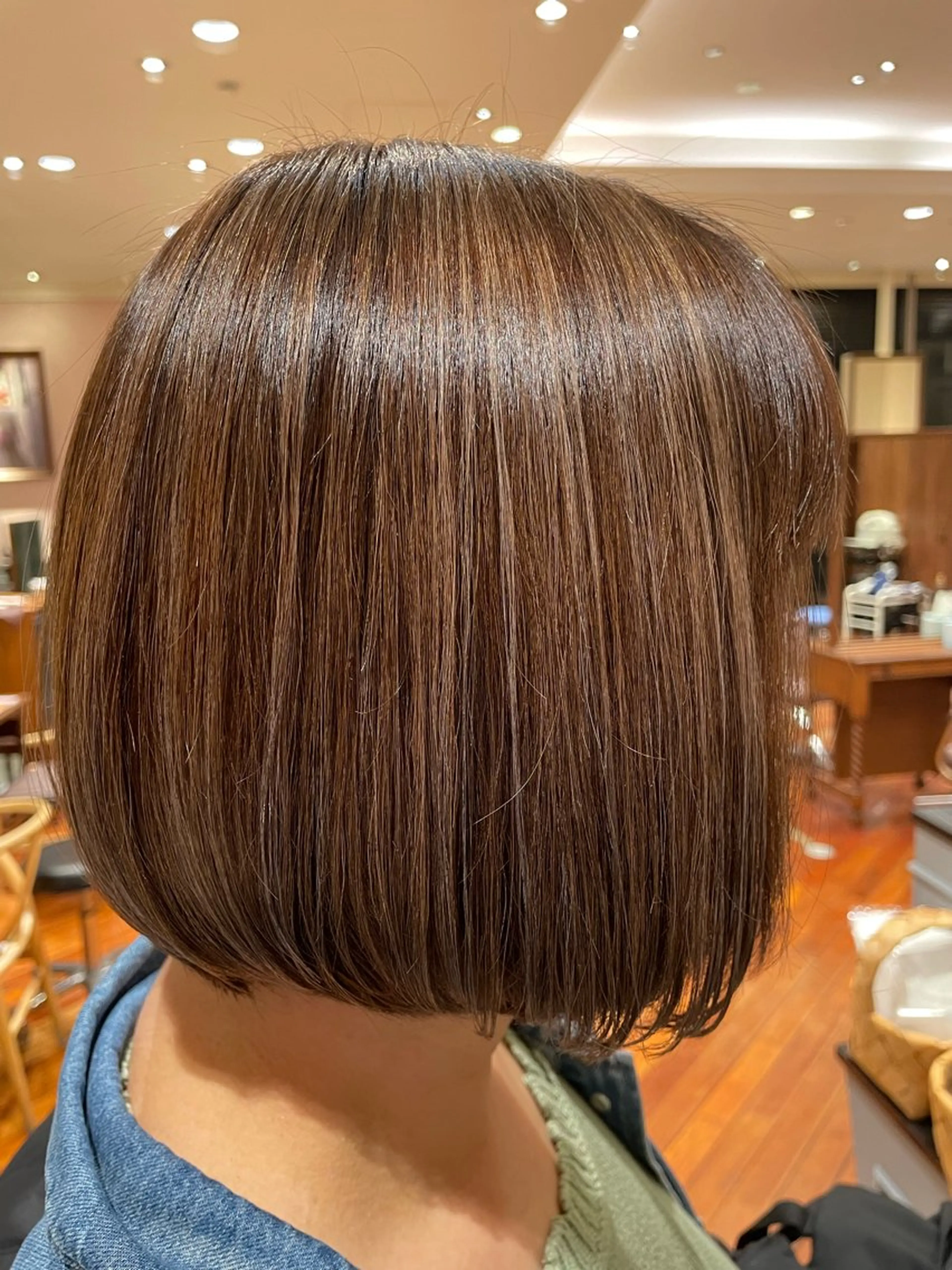 ショート カットモデル ヨネダのヘアスタイル