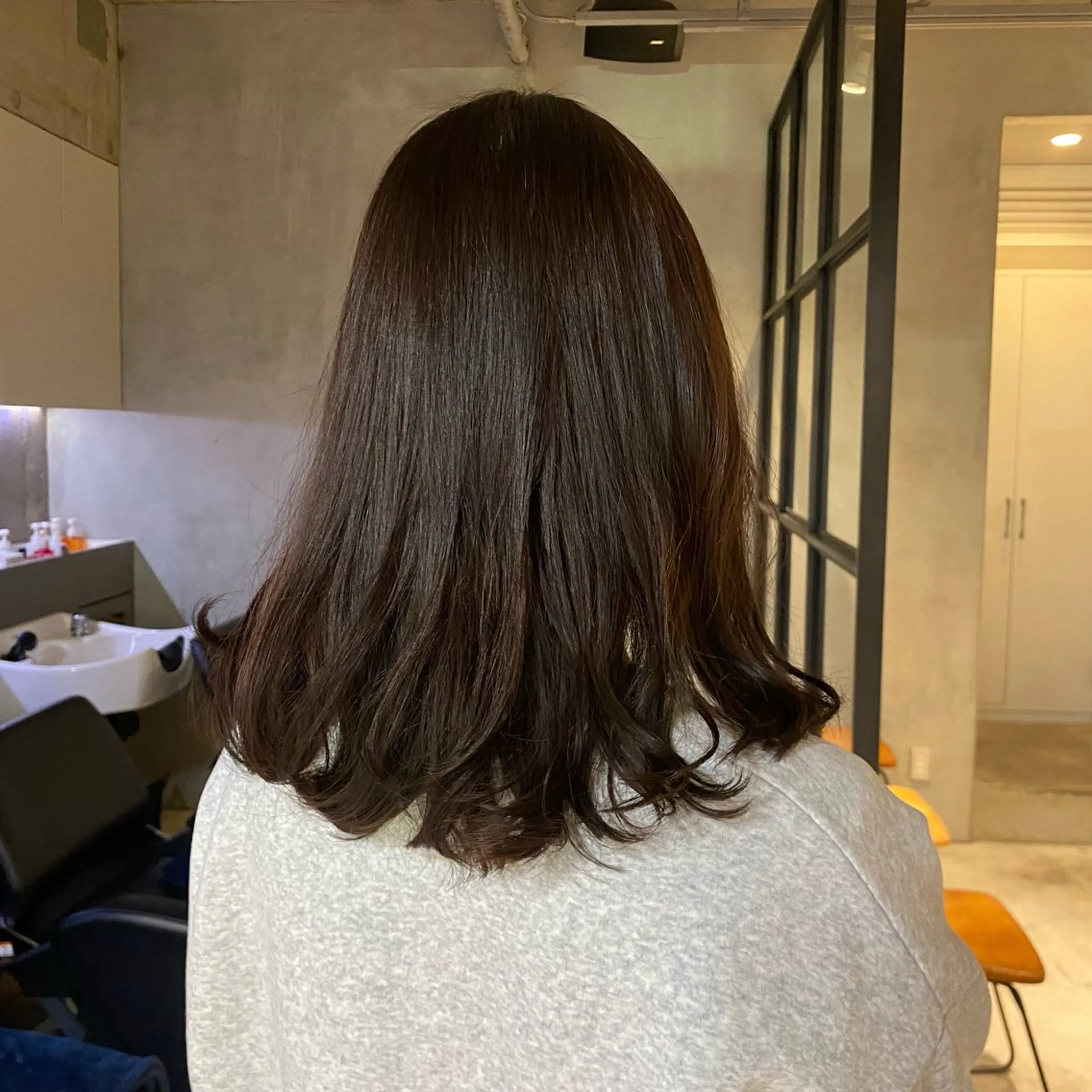 ミディアム カラー ヘアカラー ひなた / elima調布のヘアスタイル