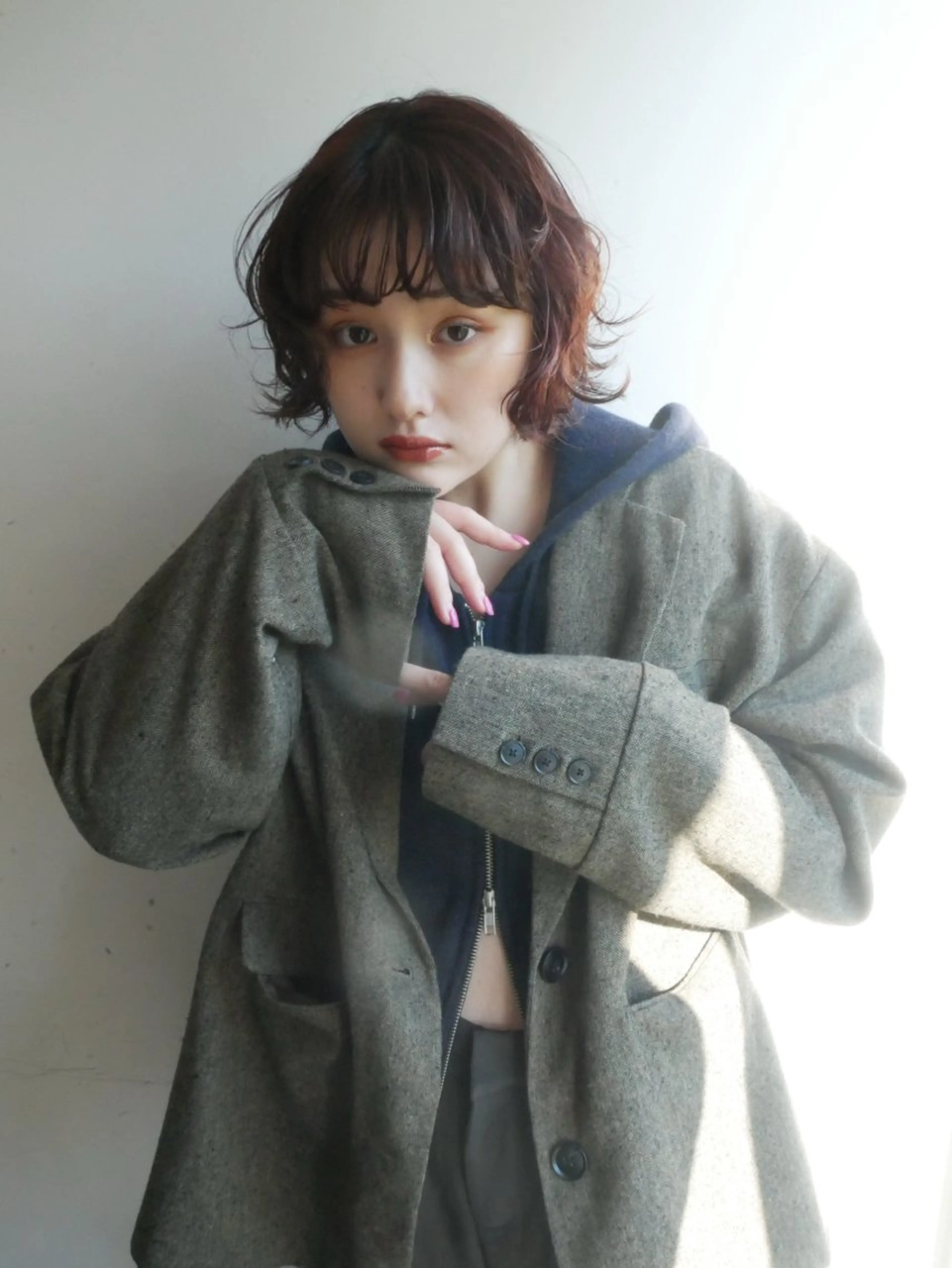 ショート カラー パーマ ショートヘア ヘアカラー 森田遥奈/透明感カラ ー/似合わせカットのヘアスタイル