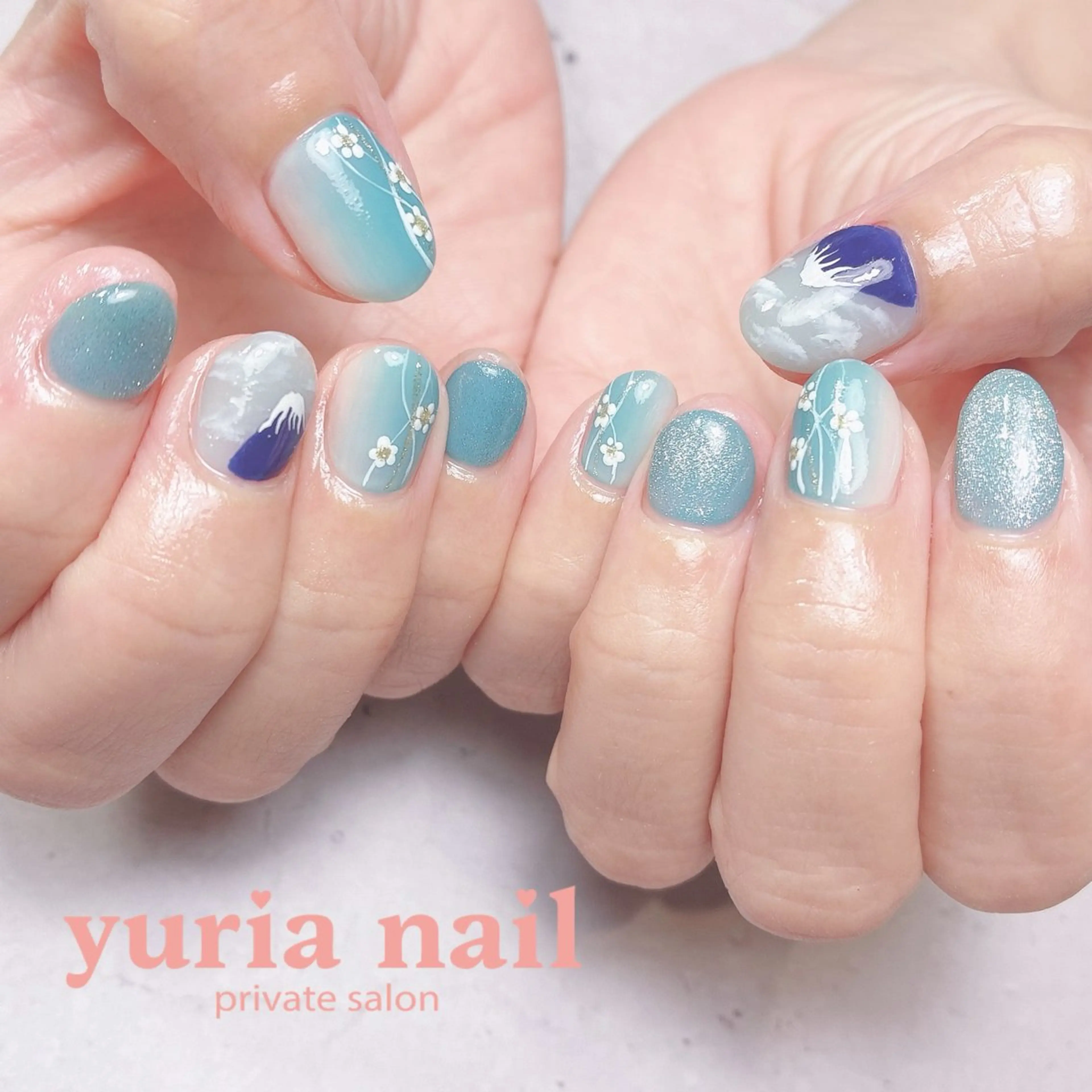 ネイル アートネイル ブルー ジェルネイル ハンドネイル 小林 ゆりあのネイルデザイン