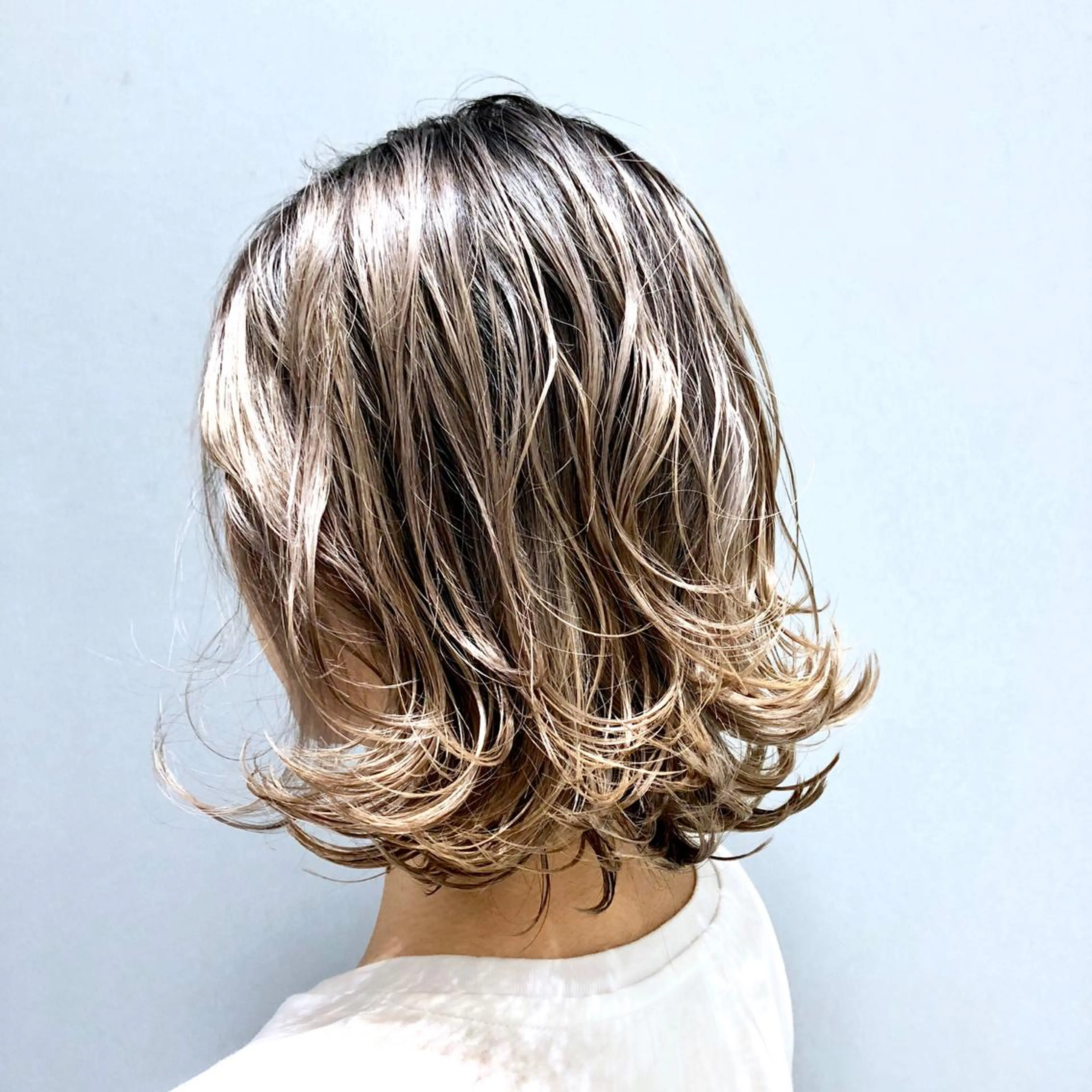 ミディアム カラー ブリーチ ケアブリーチ グラデーションカラー グレージュ 外国人風カラー ヘアカラー トリートメント 🌈ぷる艶カラー🌈 髪質改善👑柳沼尚貴のヘアスタイル