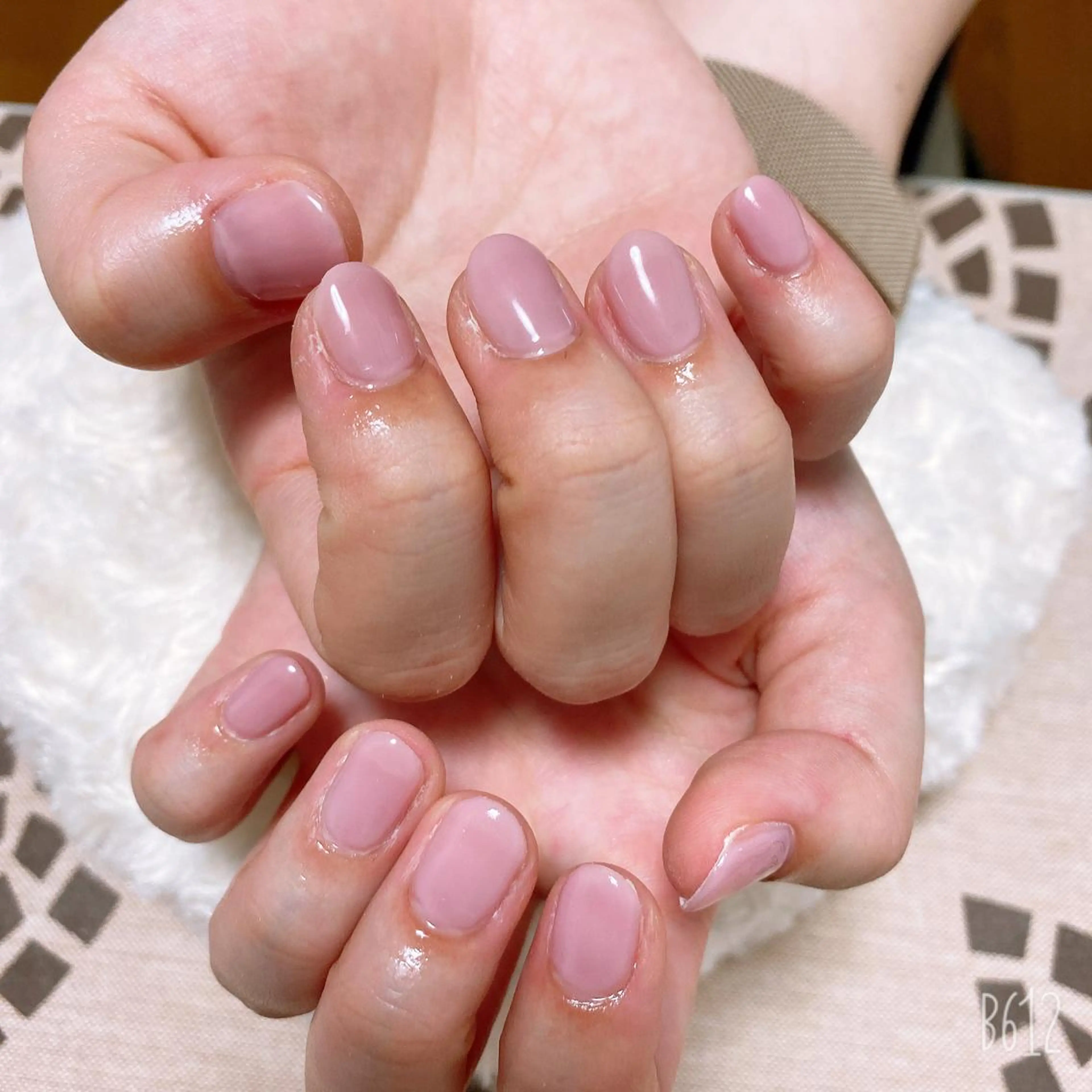 ネイル The Best Beauty受付担当のヘアスタイル