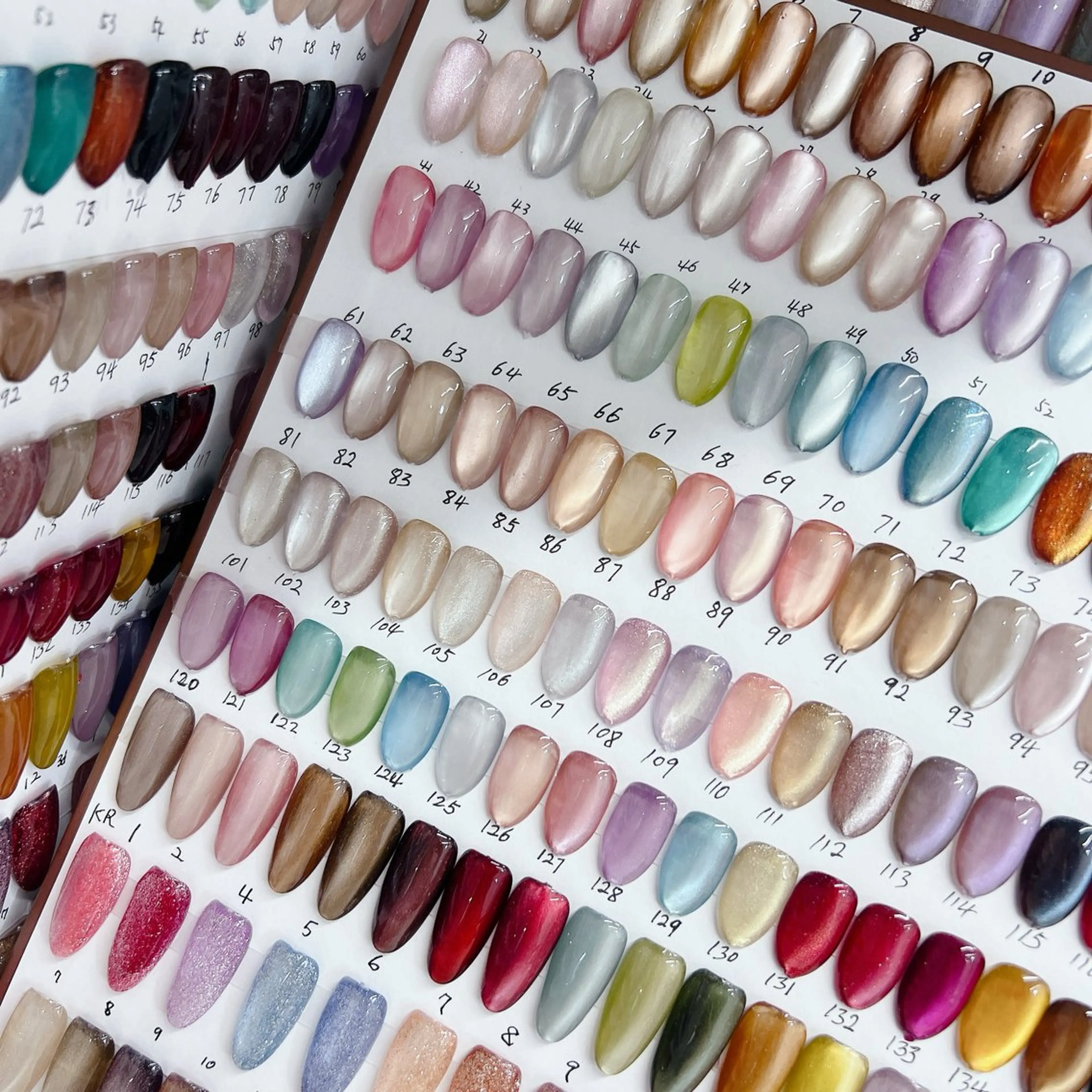 ネイル ハンドネイル 🫧てんぷら kiki🌙のネイルデザイン