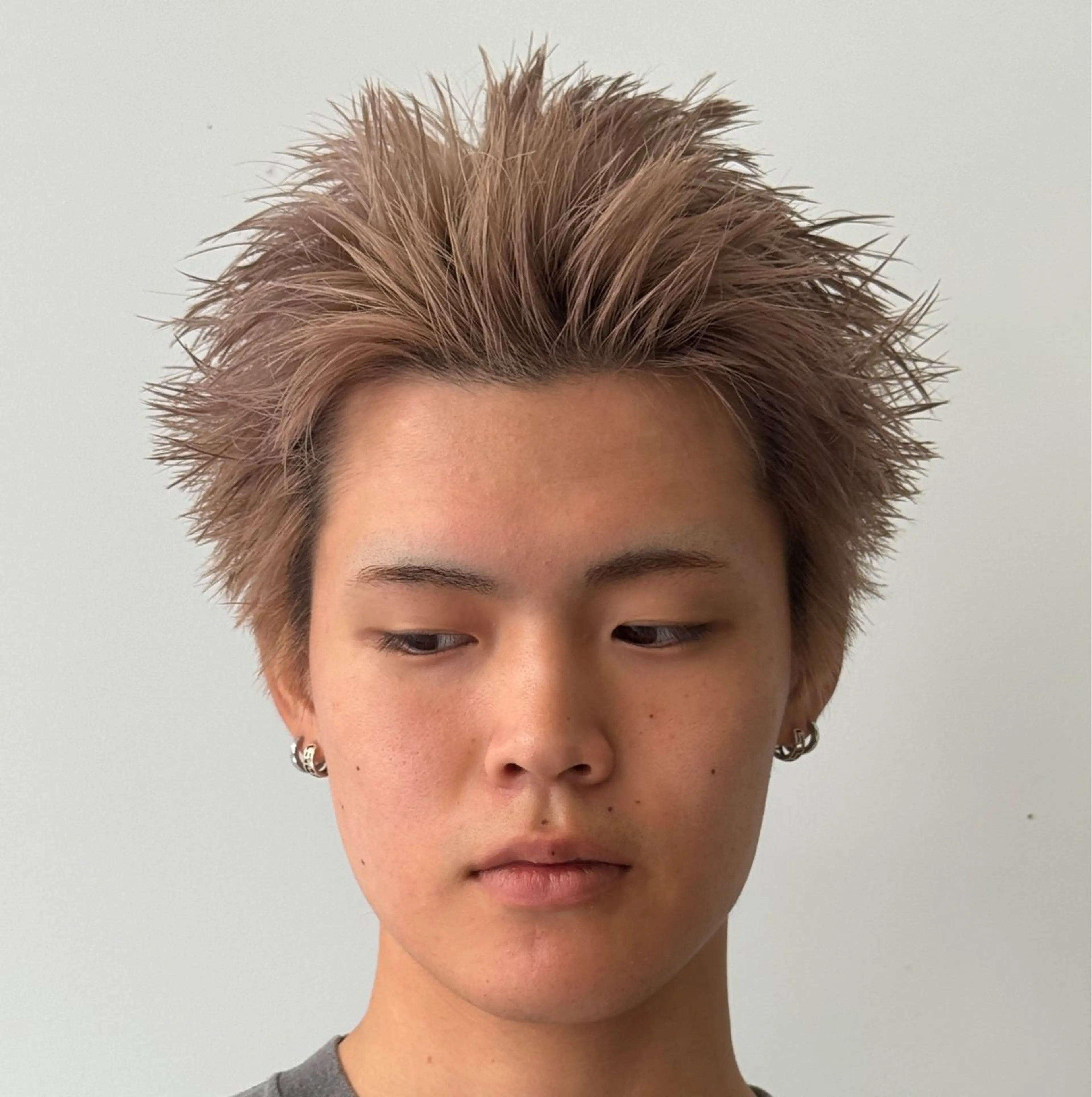 ショート カラー メンズ メンズ特化/ センターパート/八谷のヘアスタイル