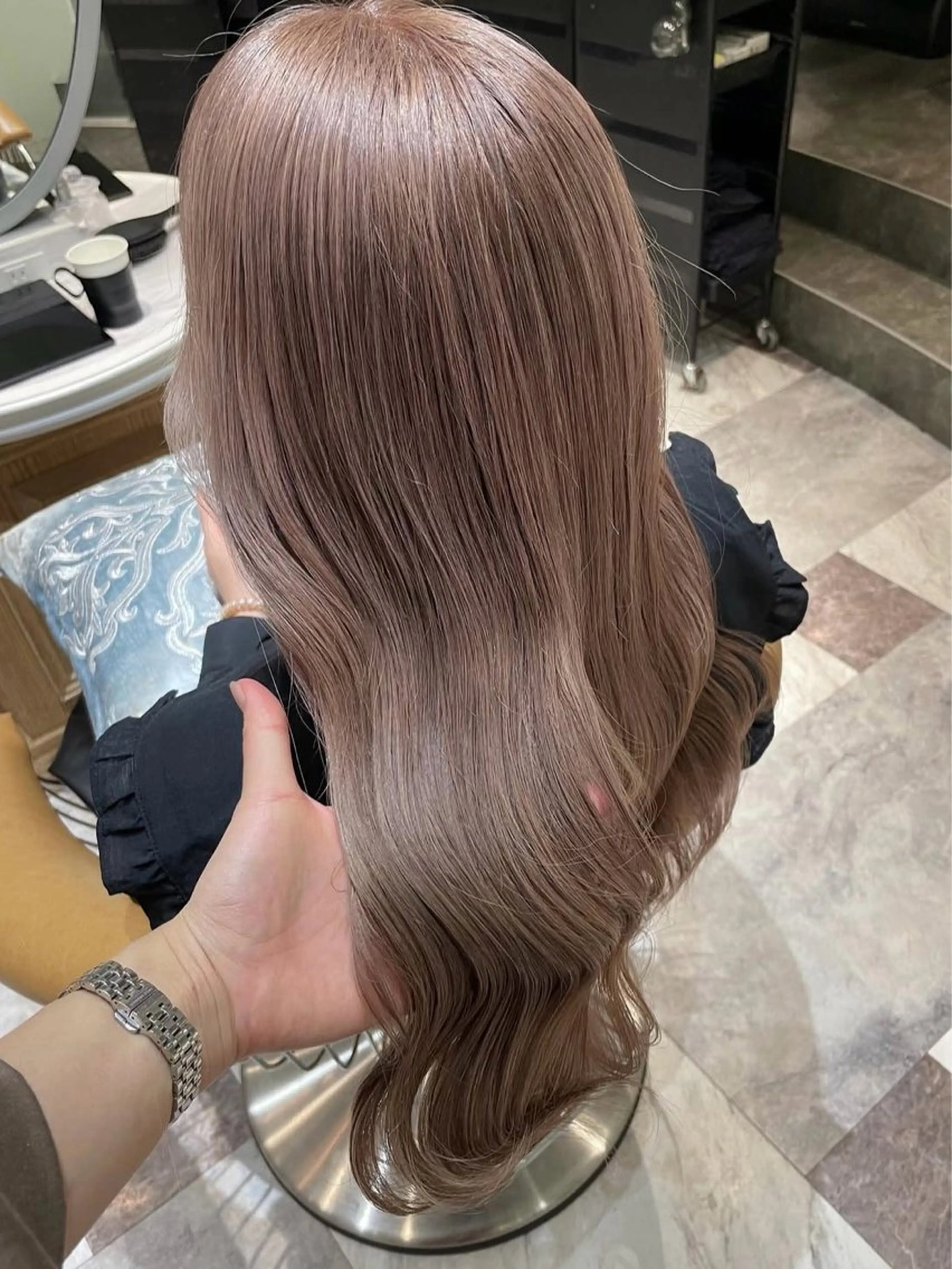 ロング ヘアカラー トリートメント ハイトーン×透明感 たけるのヘアスタイル