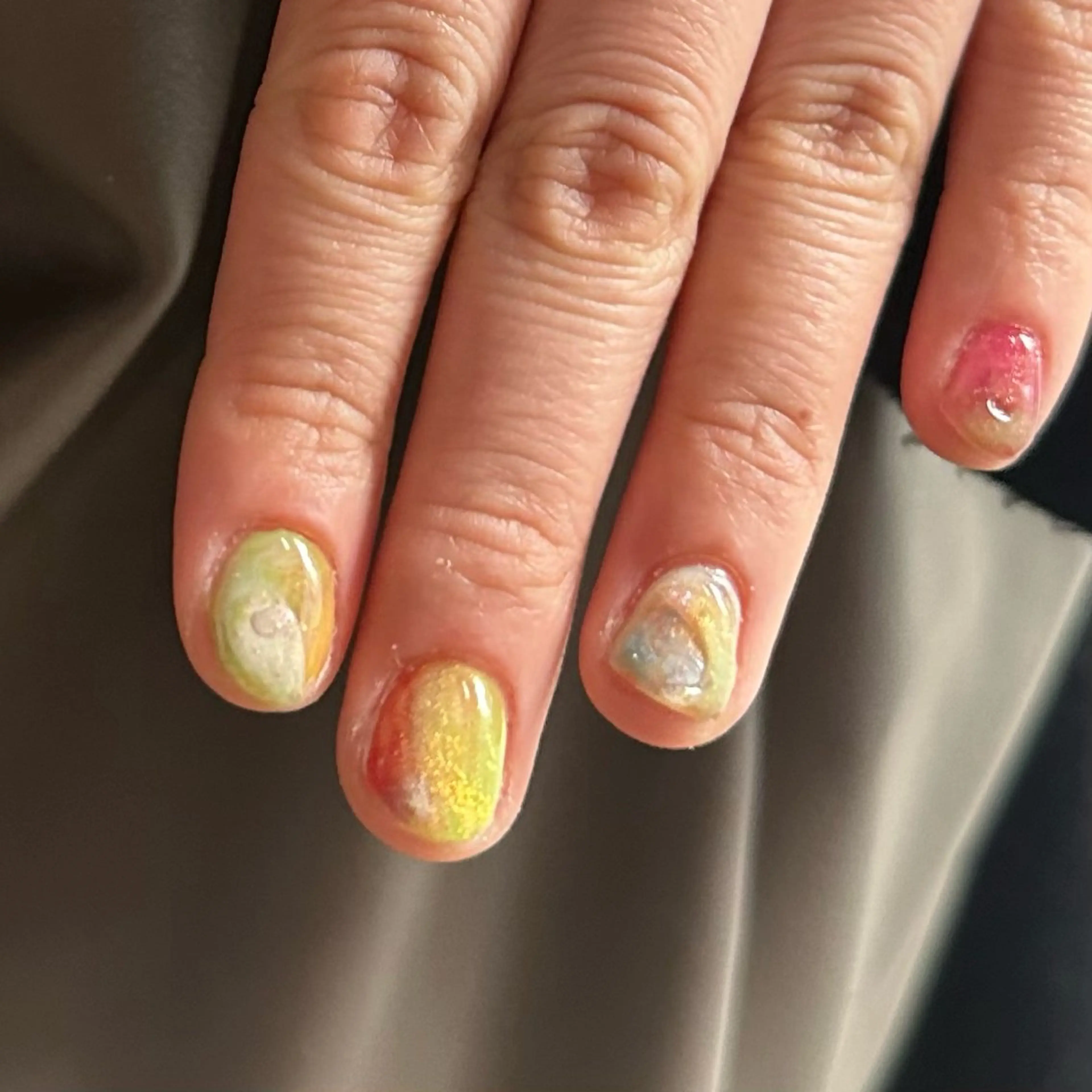 ネイル キラキラネイル ニュアンスネイル ハンドネイル フットネイル YukaRyu /個性派デザインのネイルデザイン