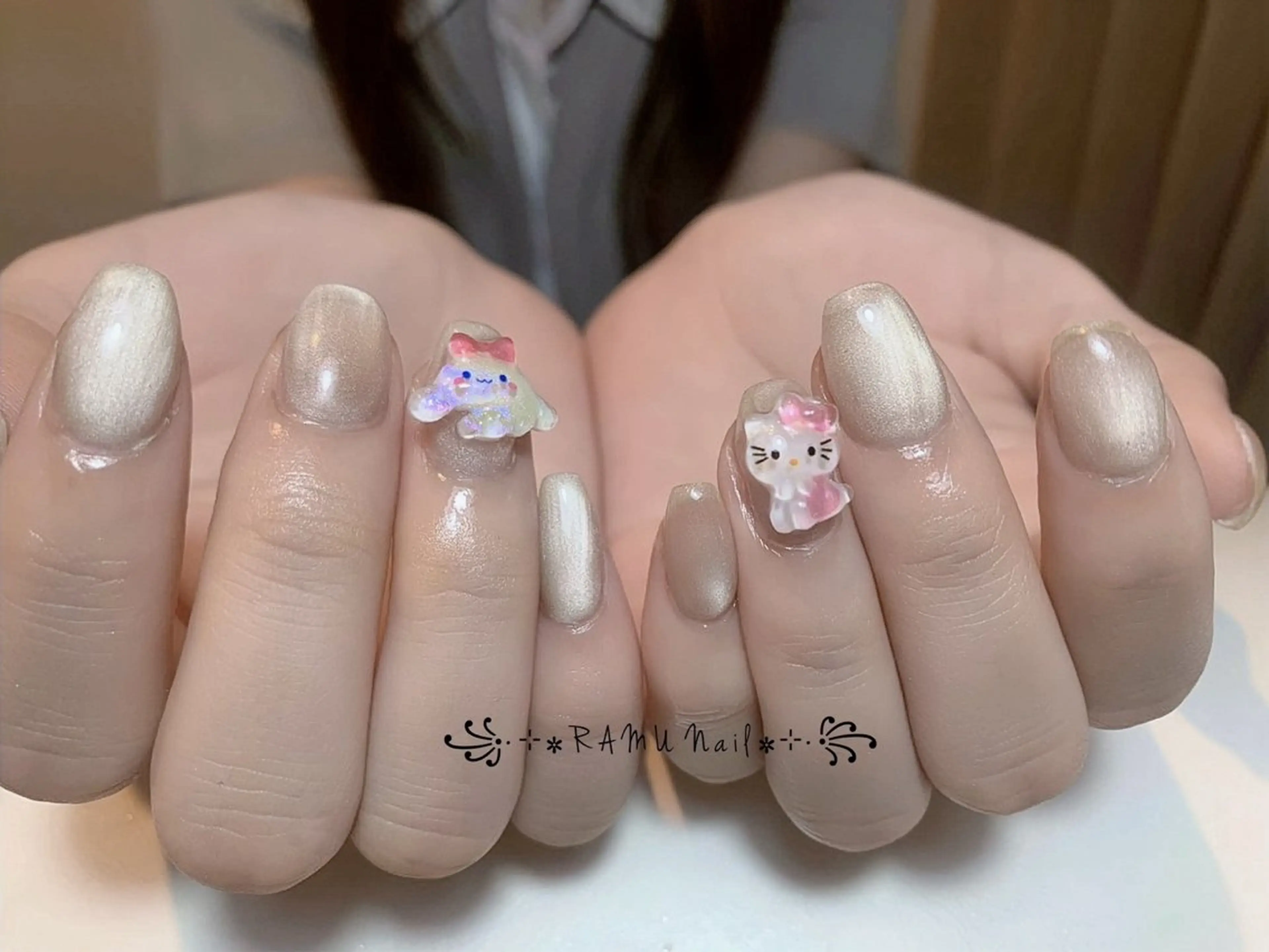 ネイル キラキラネイル マグネットネイル ミラーネイル ピンク ワンホンネイル ハンドネイル RAMU Nail 恵比寿店のネイルデザイン