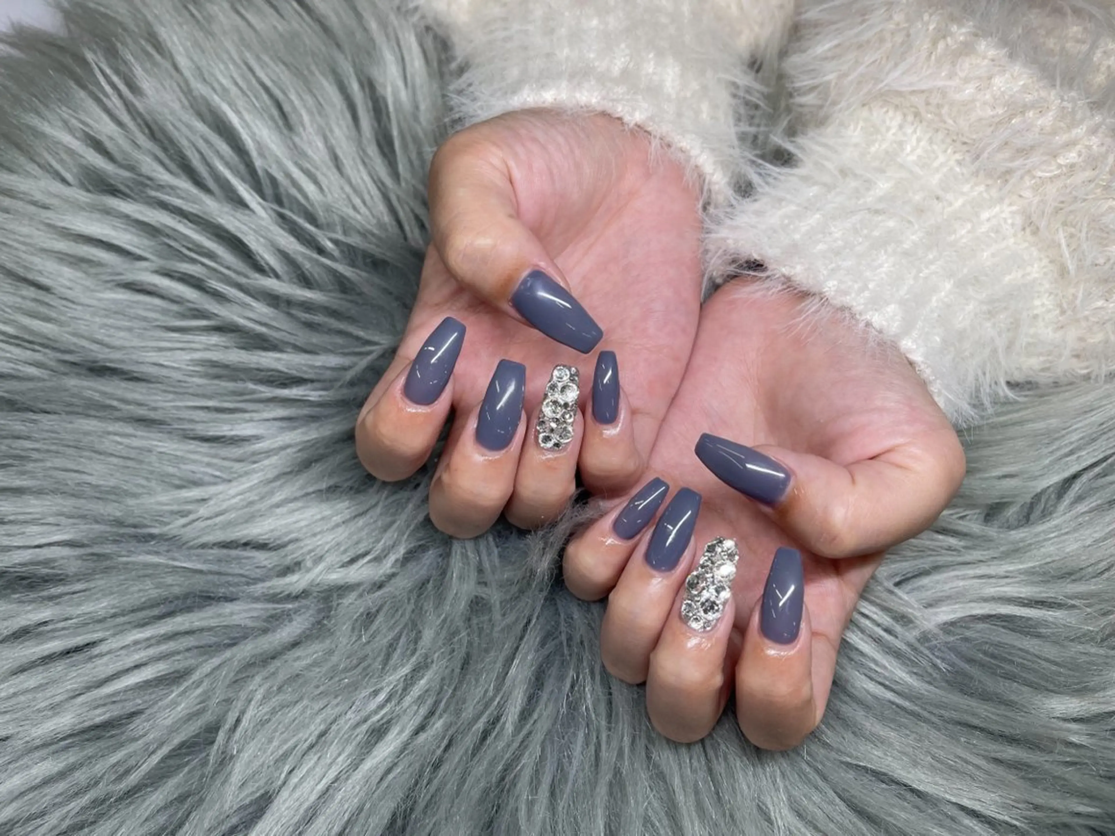 ネイル PEEKABOO京橋 EYE&NAILのマツエク・マツパデザイン