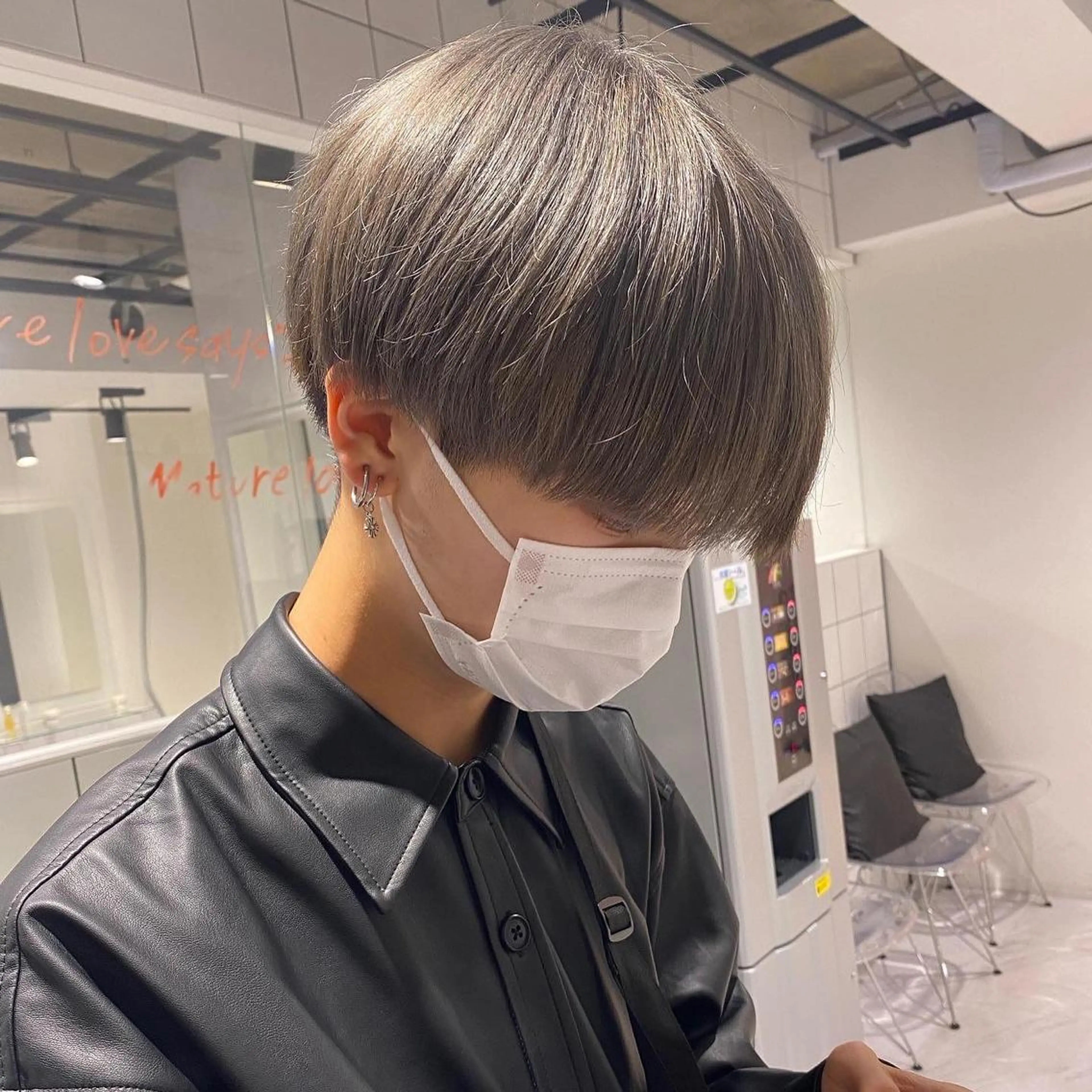 ショート カラー パーマ ヘアアレンジ メンズ 艶カラー の達人のヘアスタイル