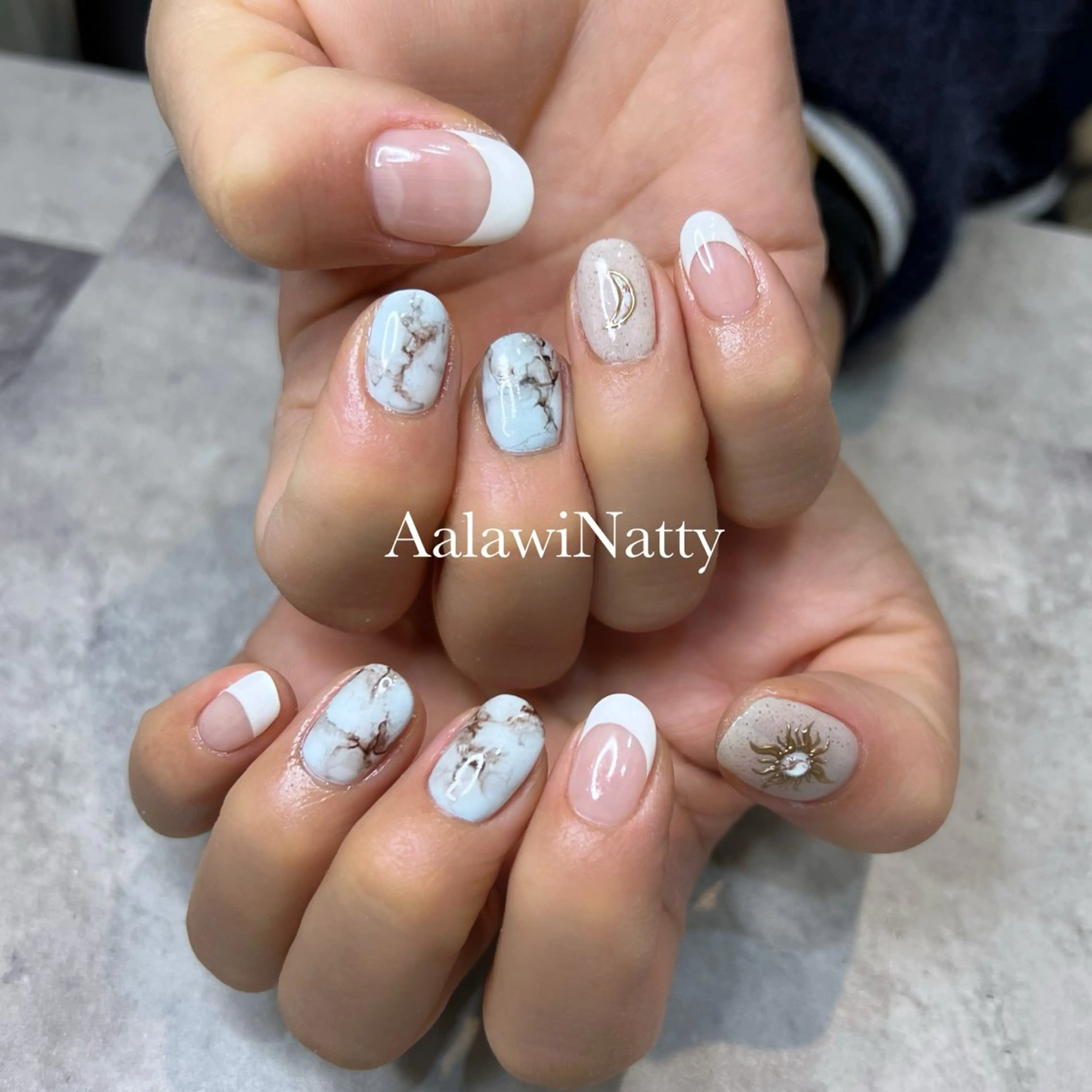 ネイル フレンチネイル 夏ネイル Aala wi Natty nail所属・AMANO AKIHOのネイルデザイン