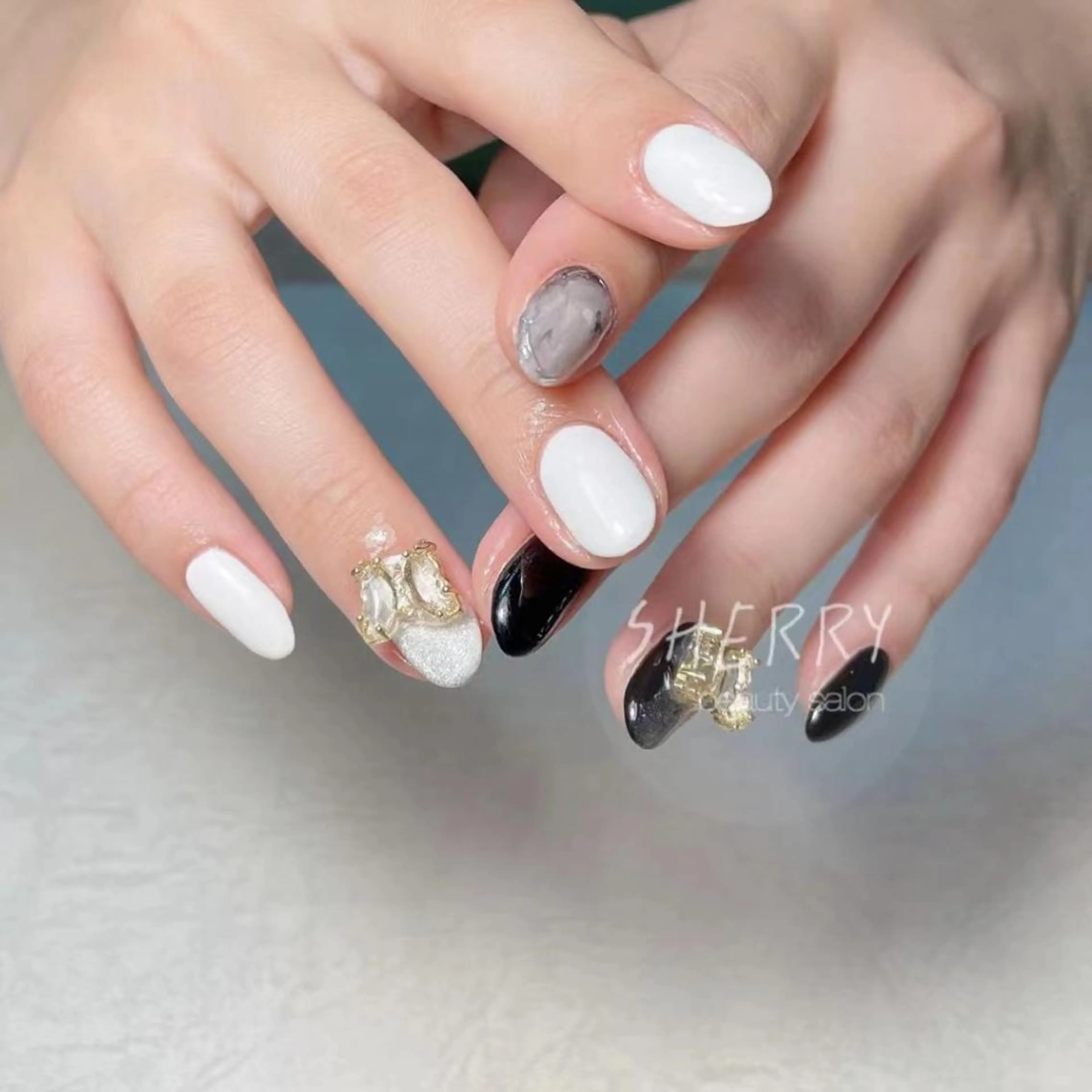 ネイル moe自宅ネイルサロン所属・萌 自宅ネイルサロンのネイルデザイン