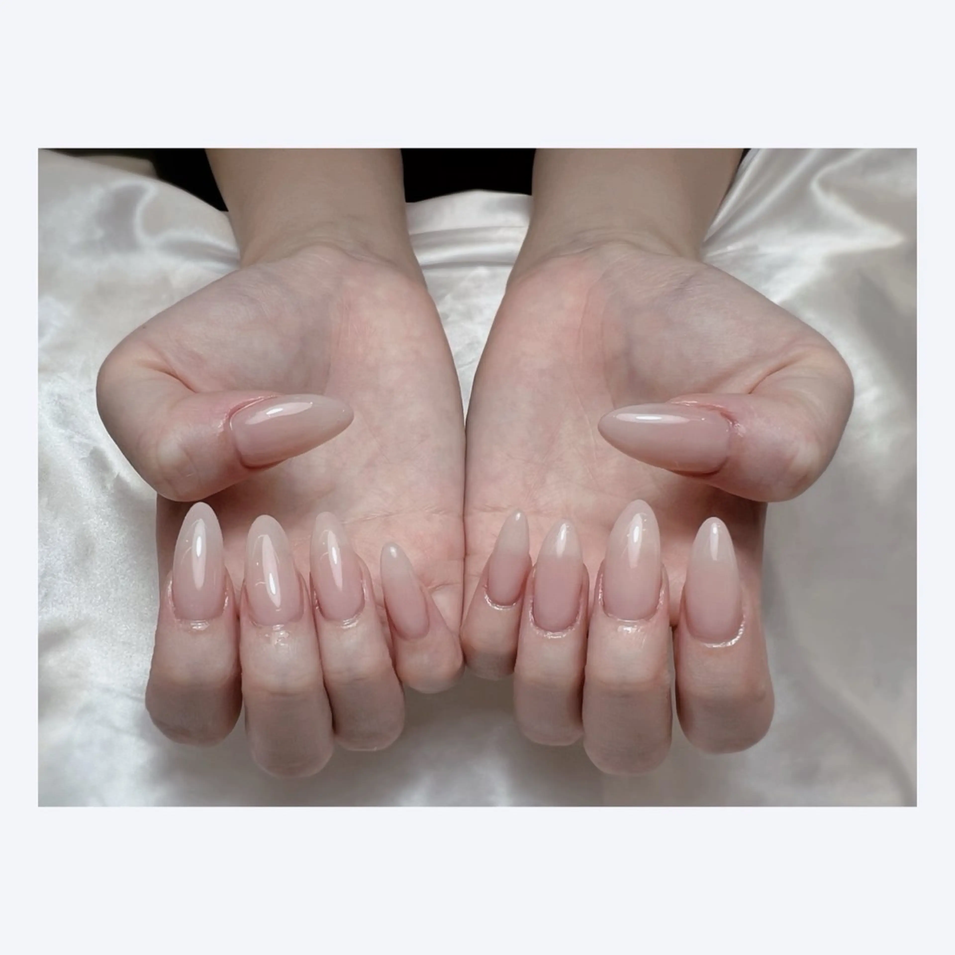 ネイル ワンカラーネイル ハンドネイル ALPHA. AKANEのネイルデザイン