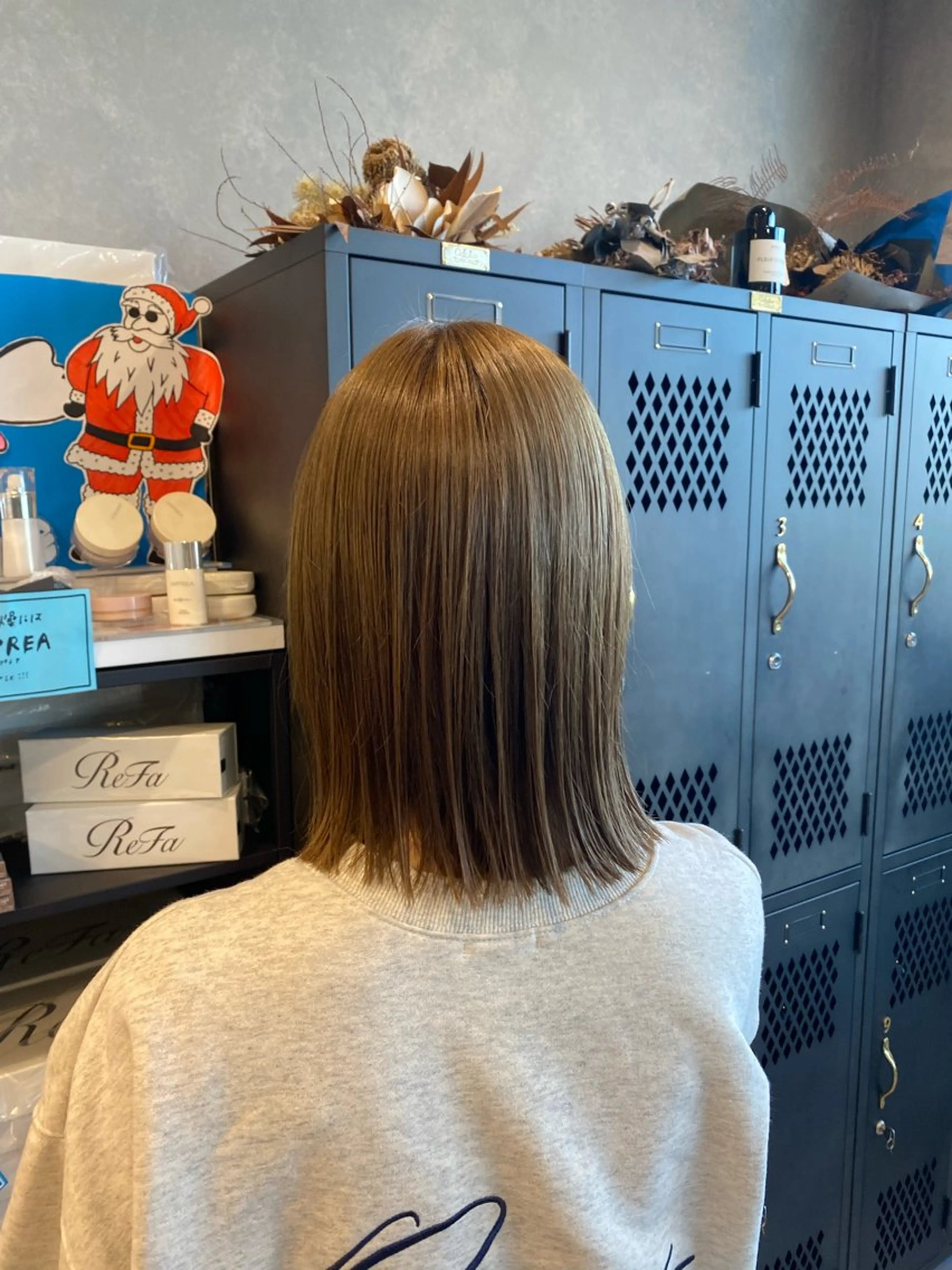 ミディアム カラー ベージュカラー オリーブベージュ waku所属・豊橋/菜月/ブリーチ /艶カラーハイトーンのヘアスタイル