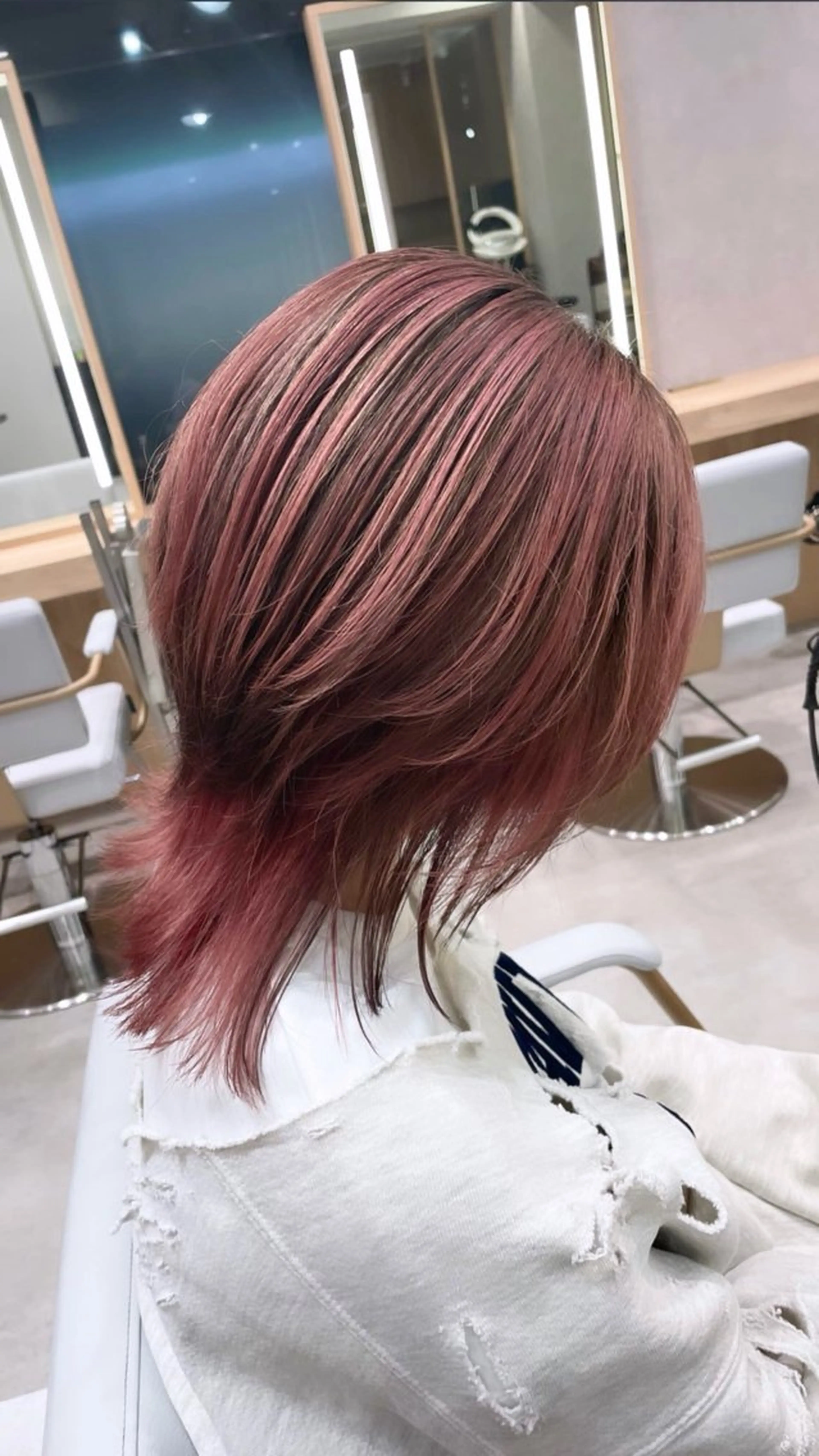 ミディアム カラー カット ヘアカラー トリートメント 《ブリーチ/赤み消し /髪質改善》若松良樹のヘアスタイル