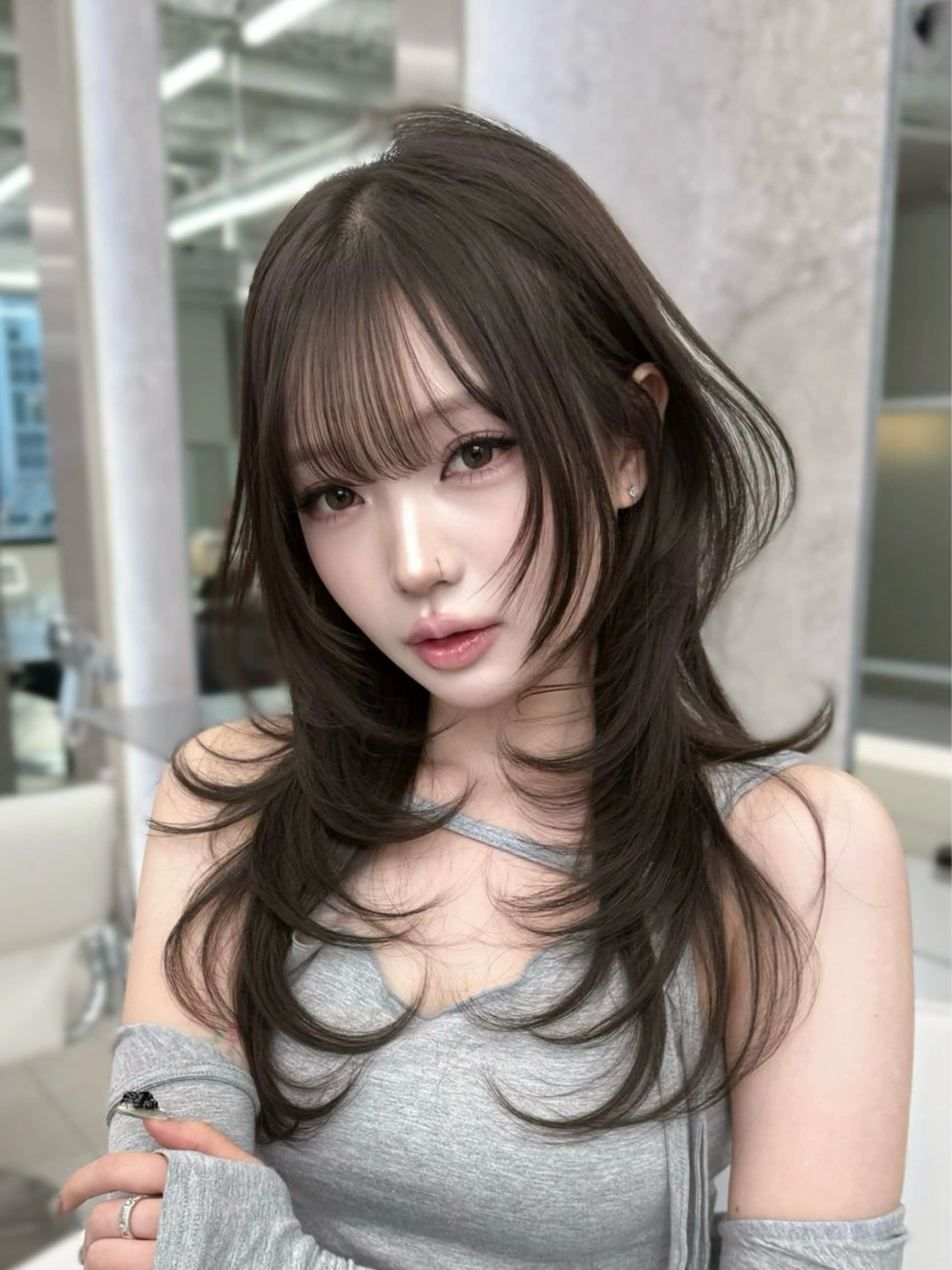 ロング kiti SAKAE所属・福間克徳/顔まわり /レイヤーカットのヘアスタイル