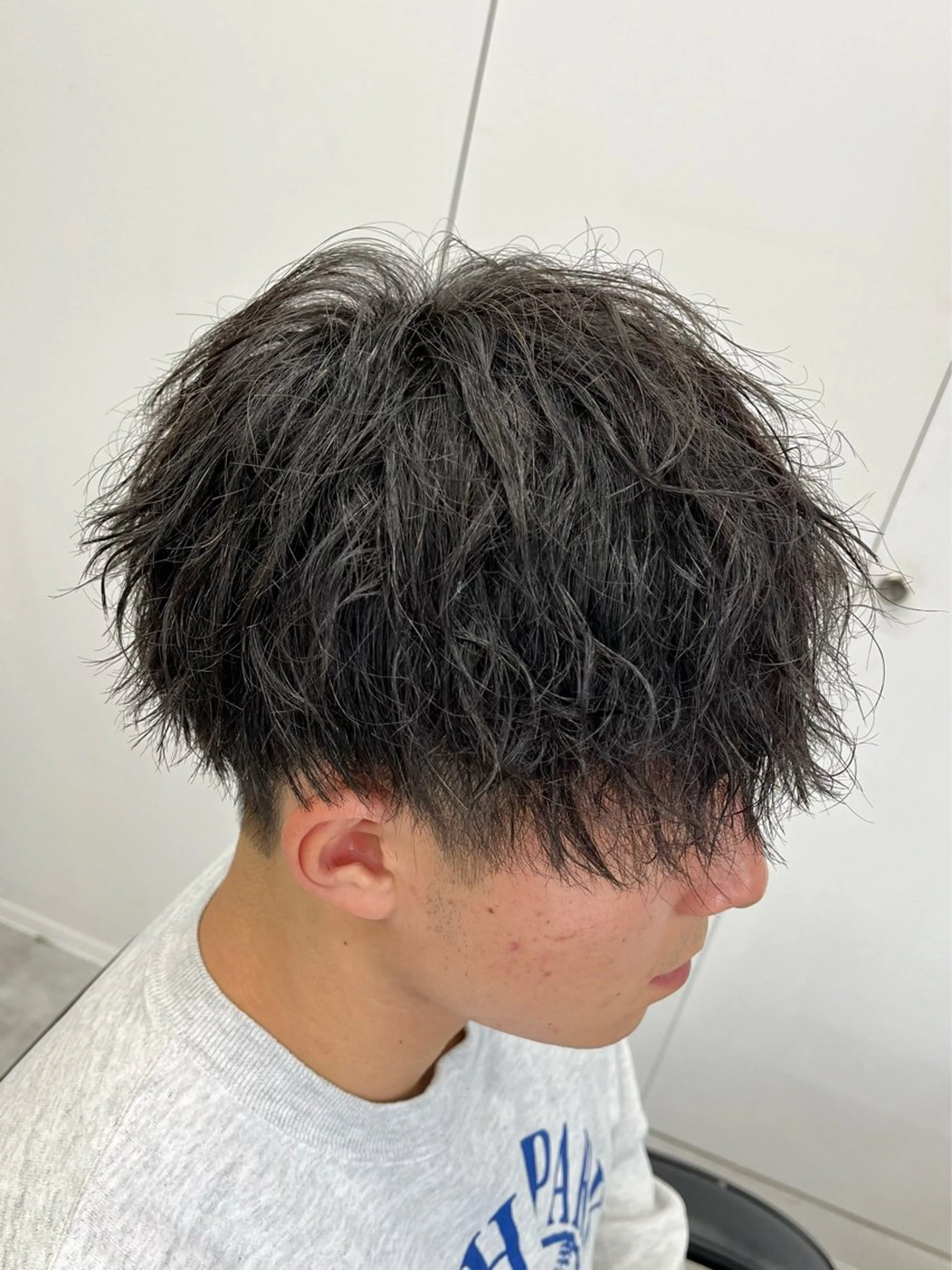 ショート パーマ メンズ メンズパーマ ツイストスパイラルパーマ スパイラルパーマ 新潟メンズパーマ 新潟駅/小田拓実のヘアスタイル