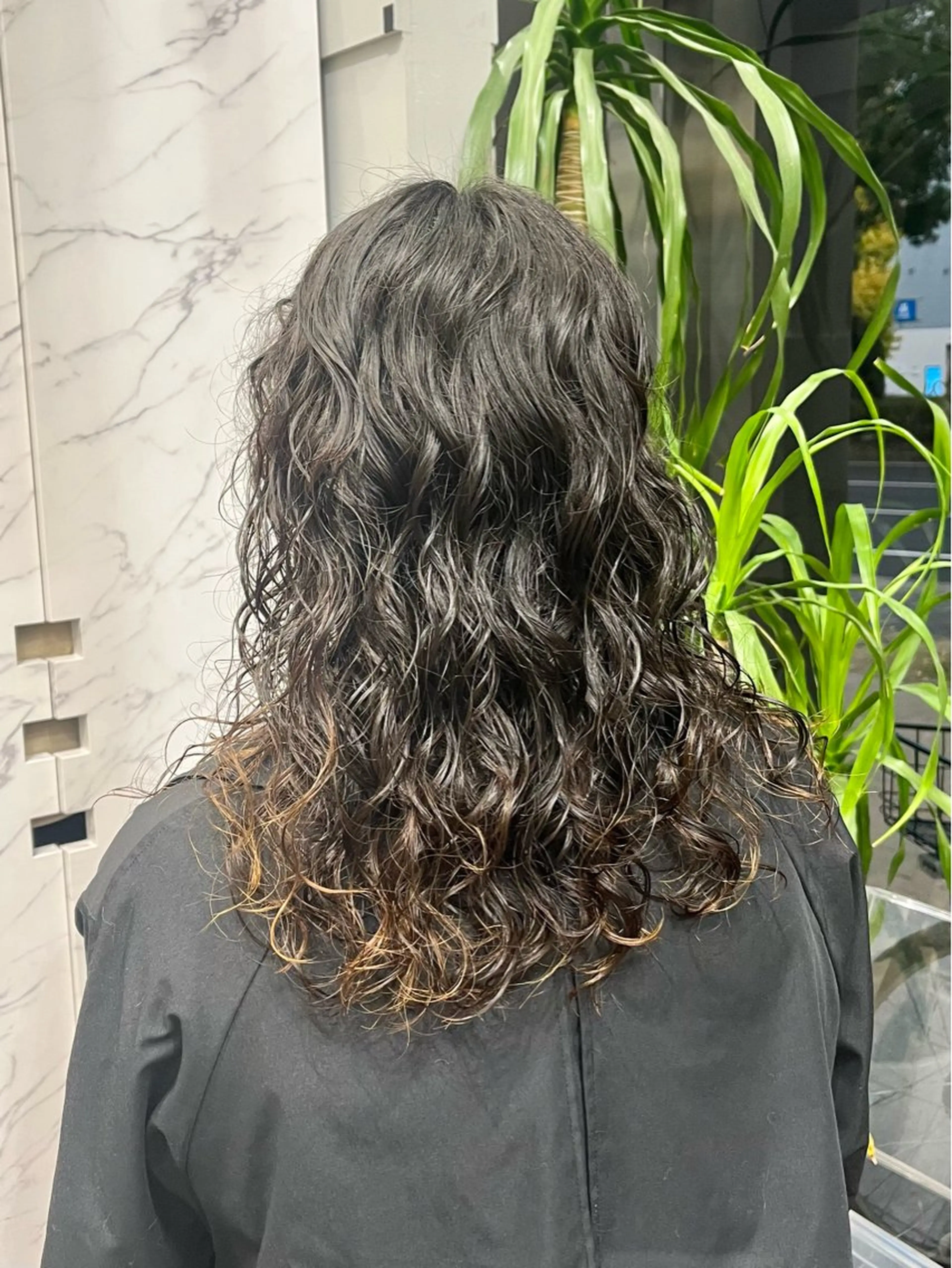 ミディアム ﾏｽﾀﾞ ｱｲﾘのヘアスタイル