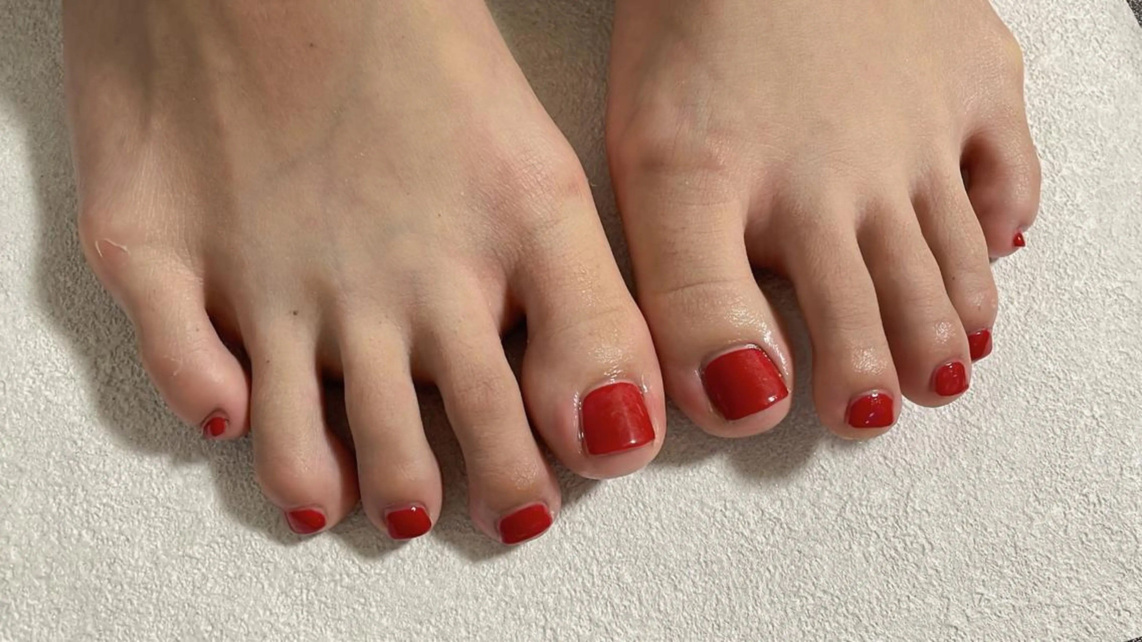 ネイル オーロラネイル フラワーネイル フットネイル フレンチネイル ジェルネイル kikinail 溝の口のネイルデザイン