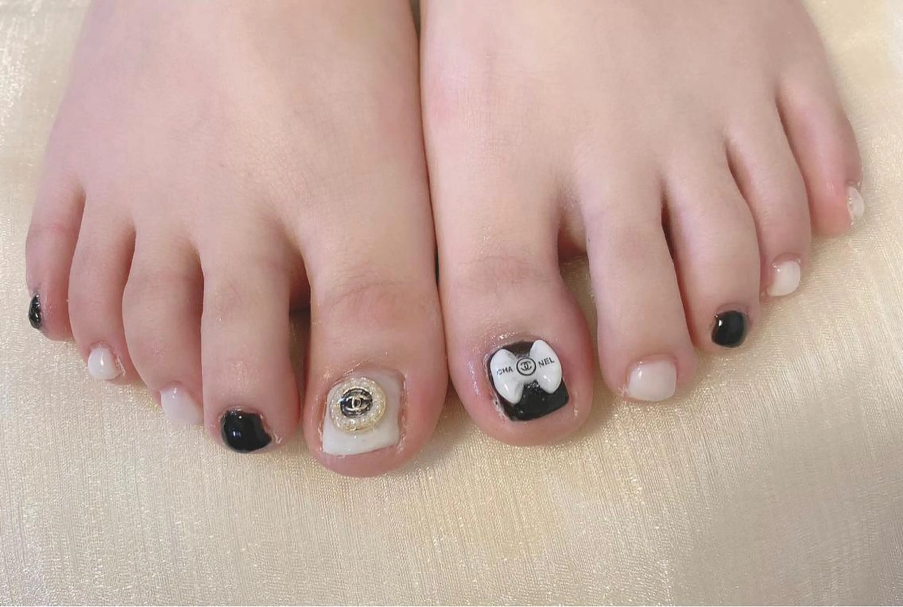 ネイル フットネイル D-BEAUTY Nailsalonのネイルデザイン