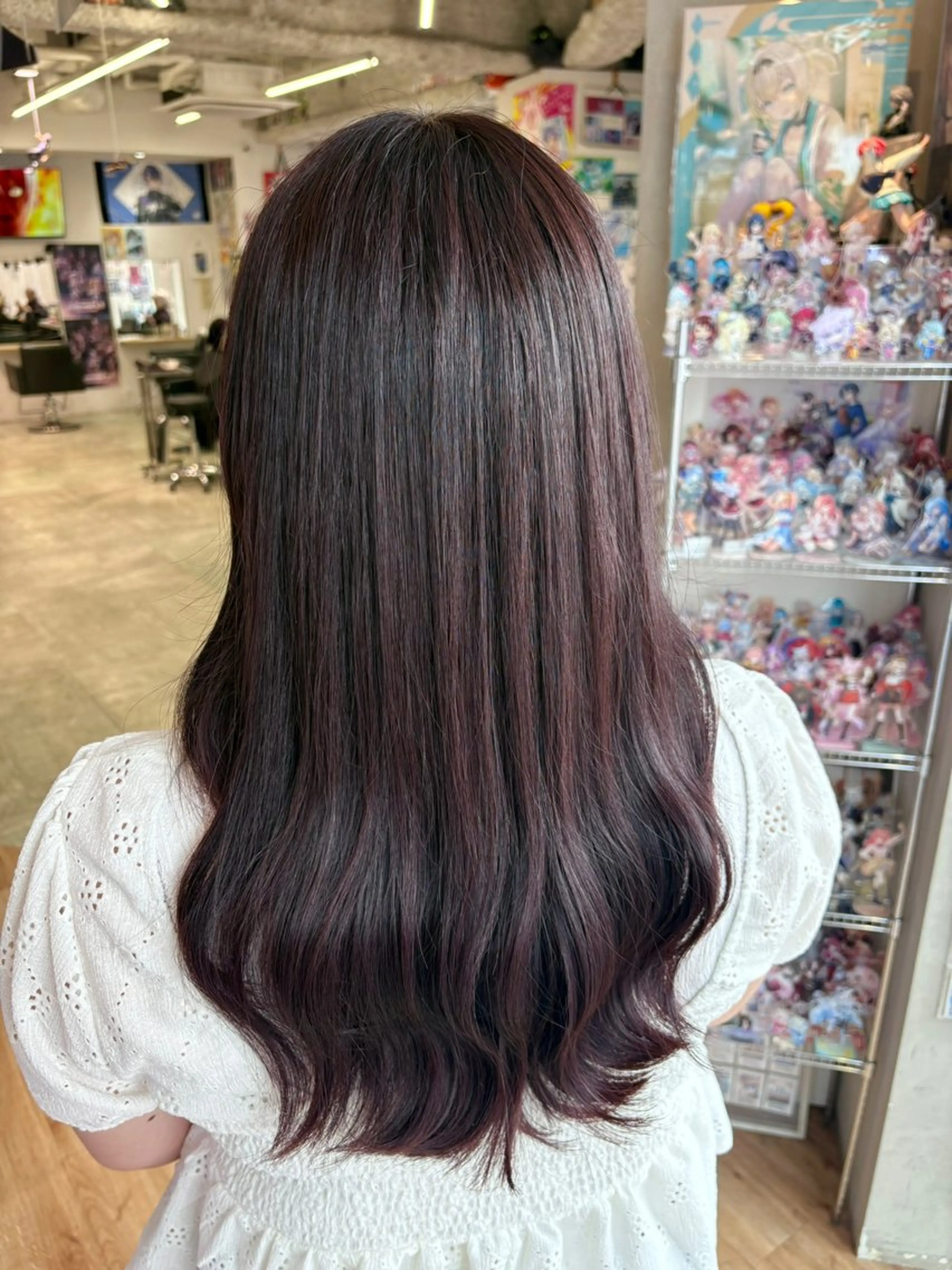 ロング カラー ブリーチ ボルドーカラー ブラウンカラー 透明感カラー ラベンダーカラー 推しカラー/ ミクのヘアスタイル