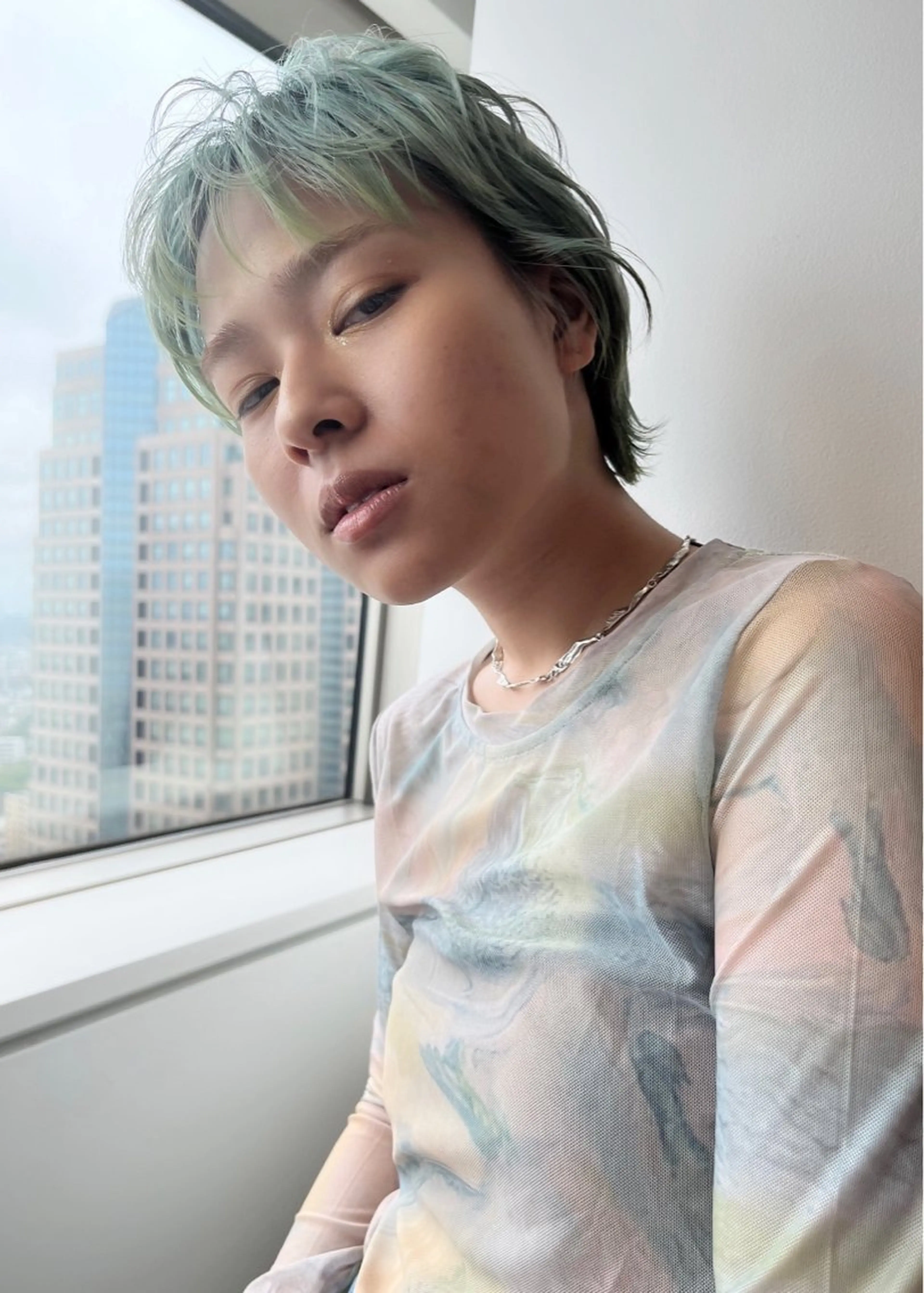 ショート カラー ブリーチ ブルーカラー aletta Rinaのヘアスタイル