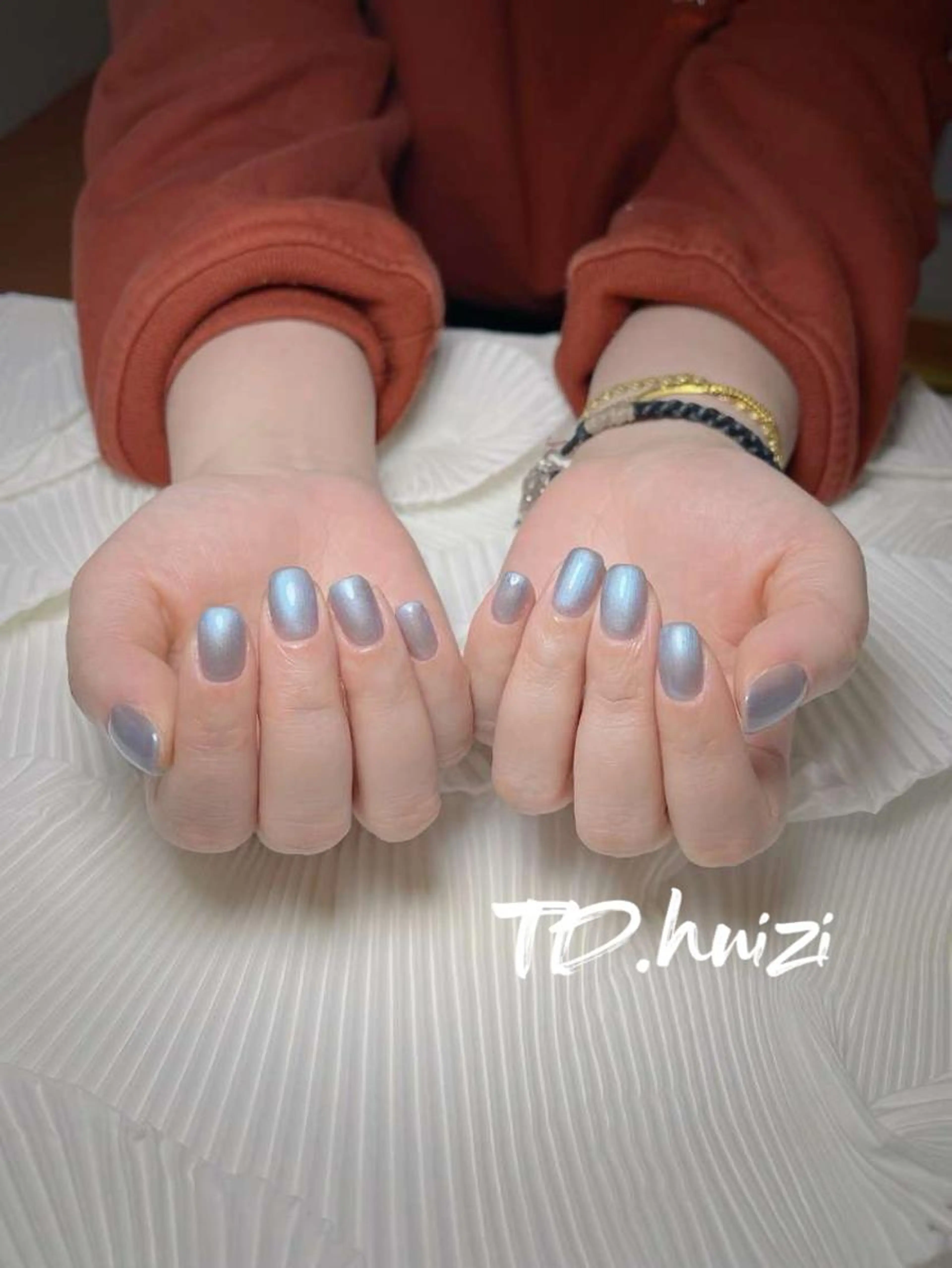 メッセージしてから予約メーユJrネイリストマグネットネイル火曜日金曜日💅2980円初ソフトジェルオフ無料17:00までの写真