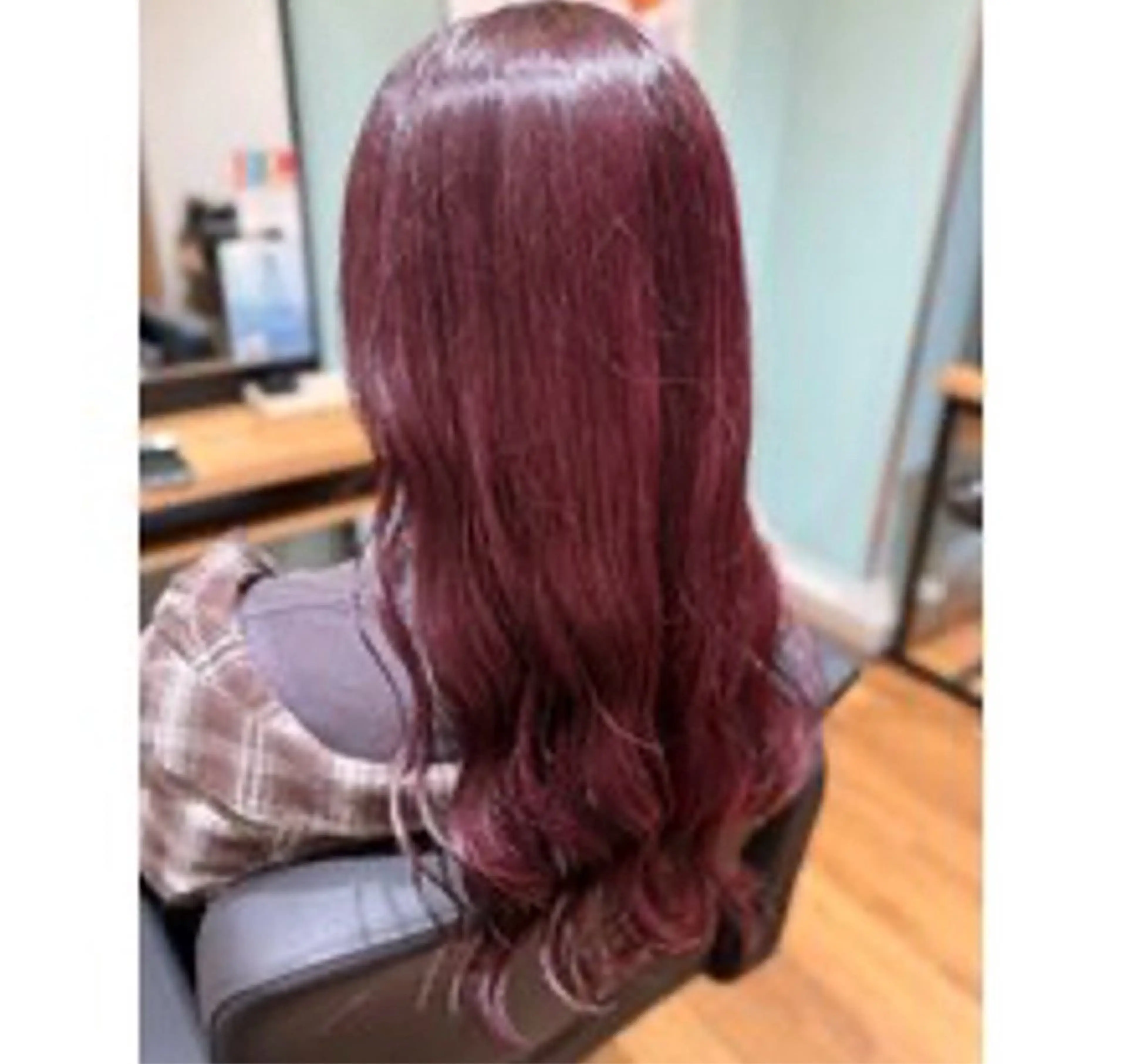 カラー 梶 瑞希のヘアスタイル