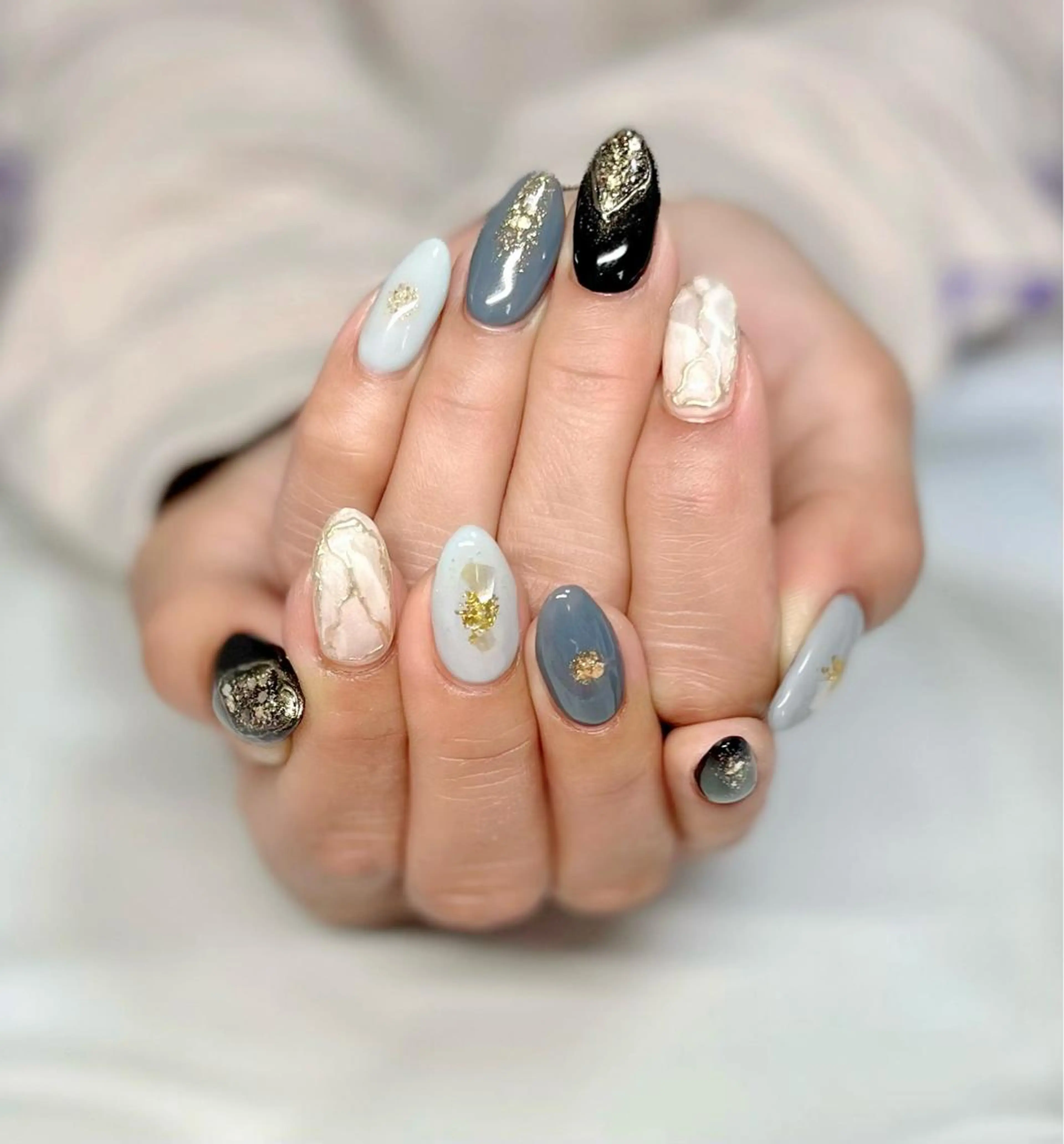 ネイル アートネイル ブルー ゴールド ミラーネイル ハンドネイル shonan_ kairiのネイルデザイン