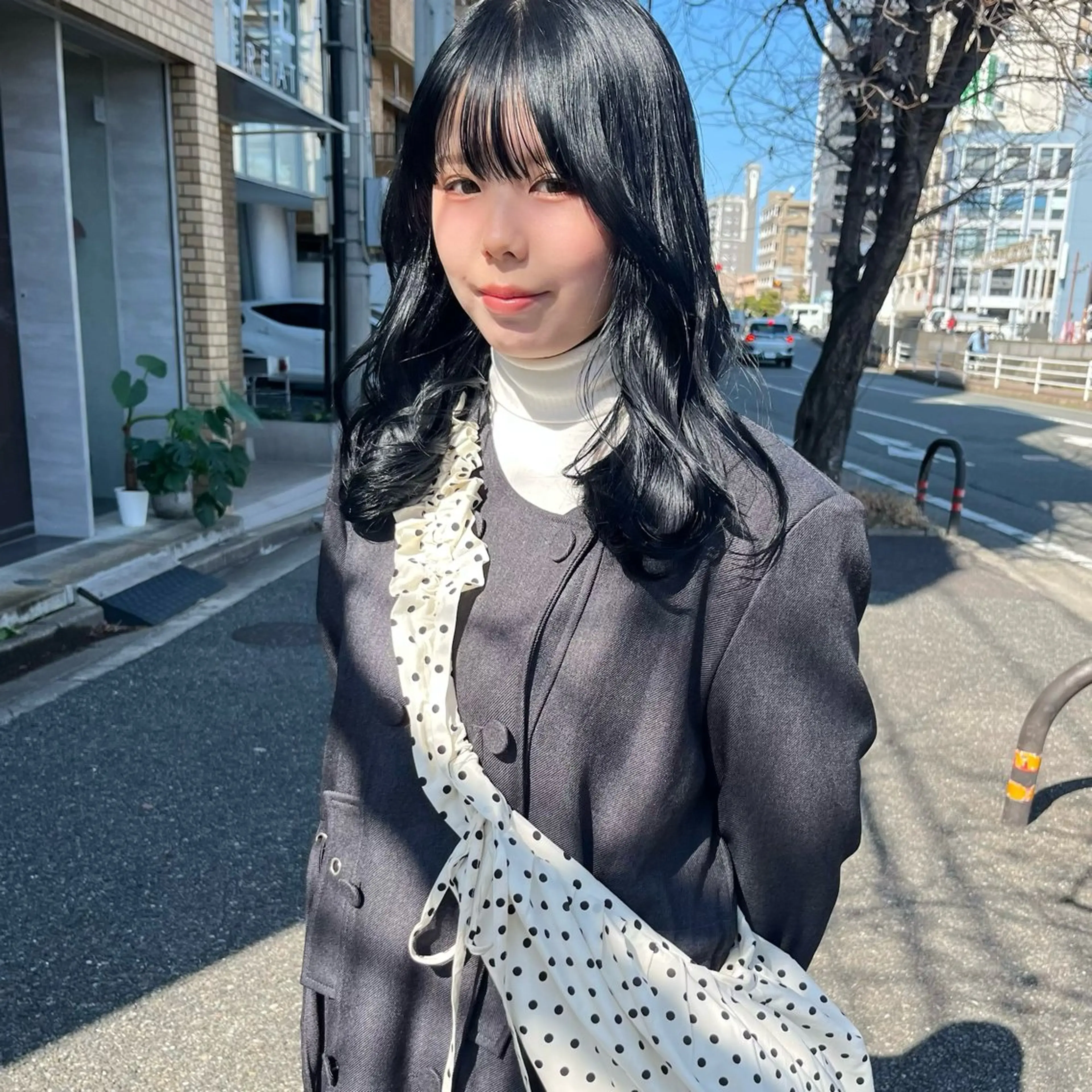 ミディアム カラー カット ヘアカラー トリートメント yuumi/大濠🪷 レイヤー/ハイトーンのヘアスタイル