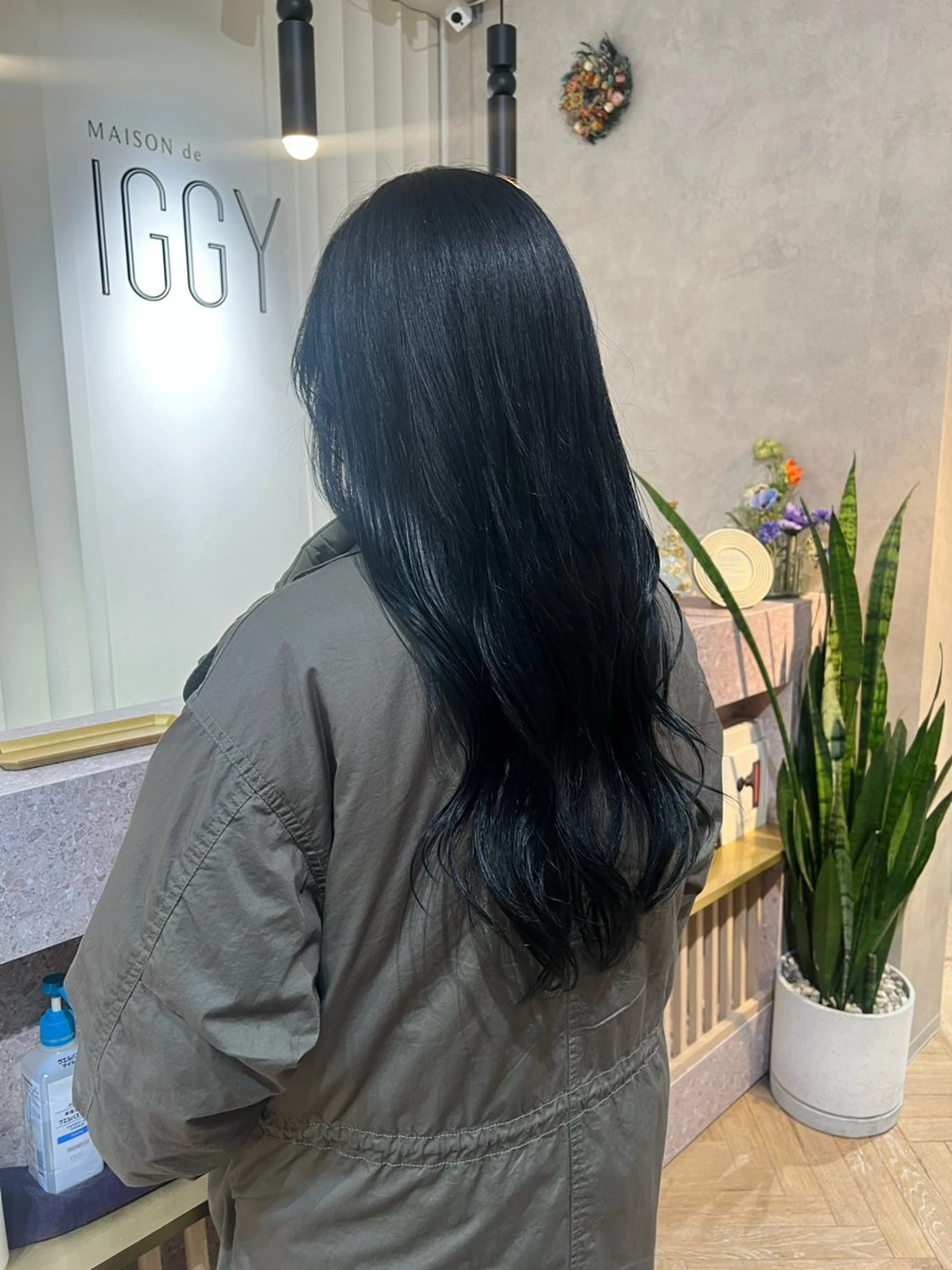 ロング カラー 茂木 未海のヘアスタイル