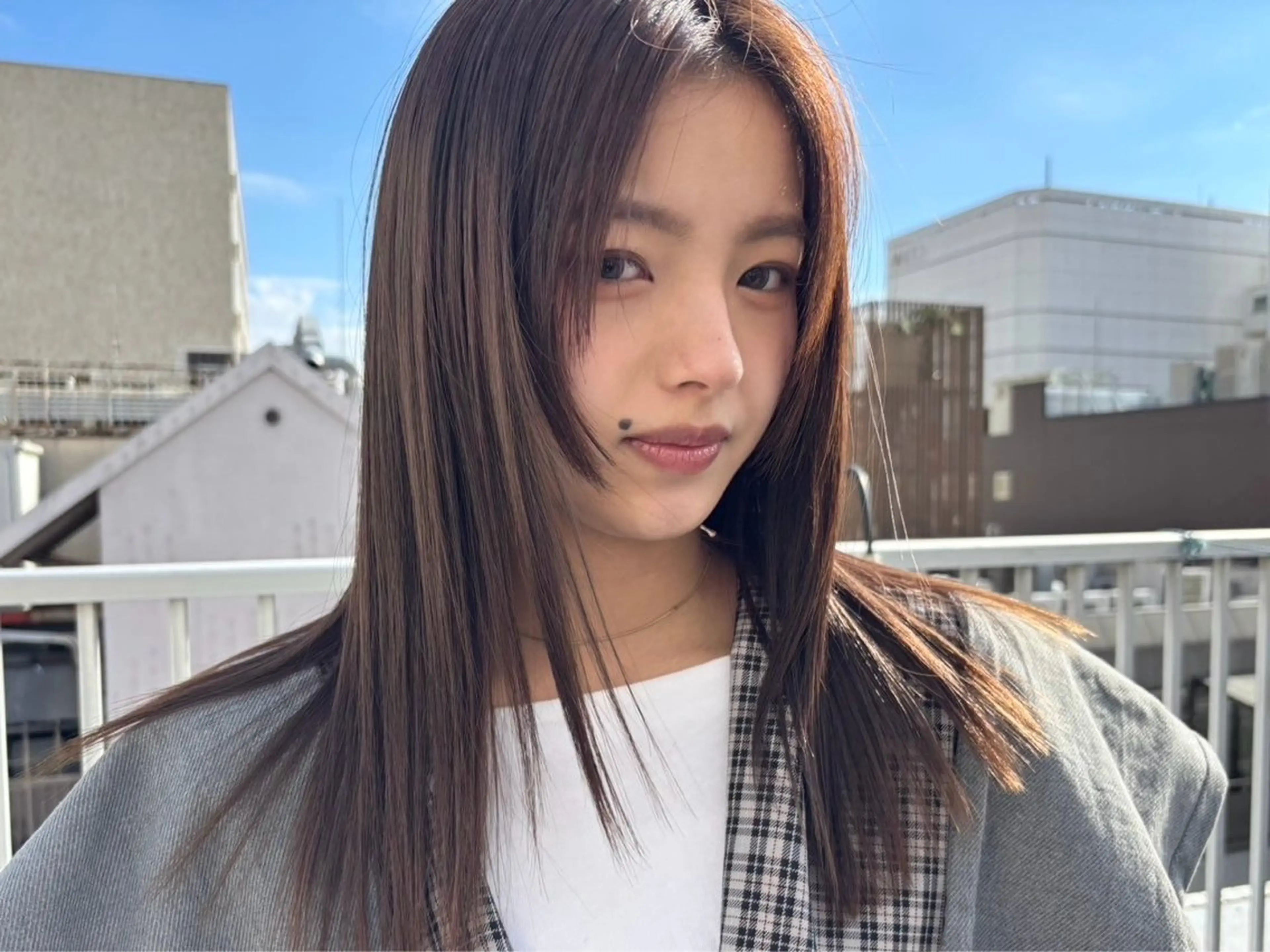 ミディアム カット ヘアカラー 【カミカリスマ受賞】 メアリーバイメリーのヘアスタイル